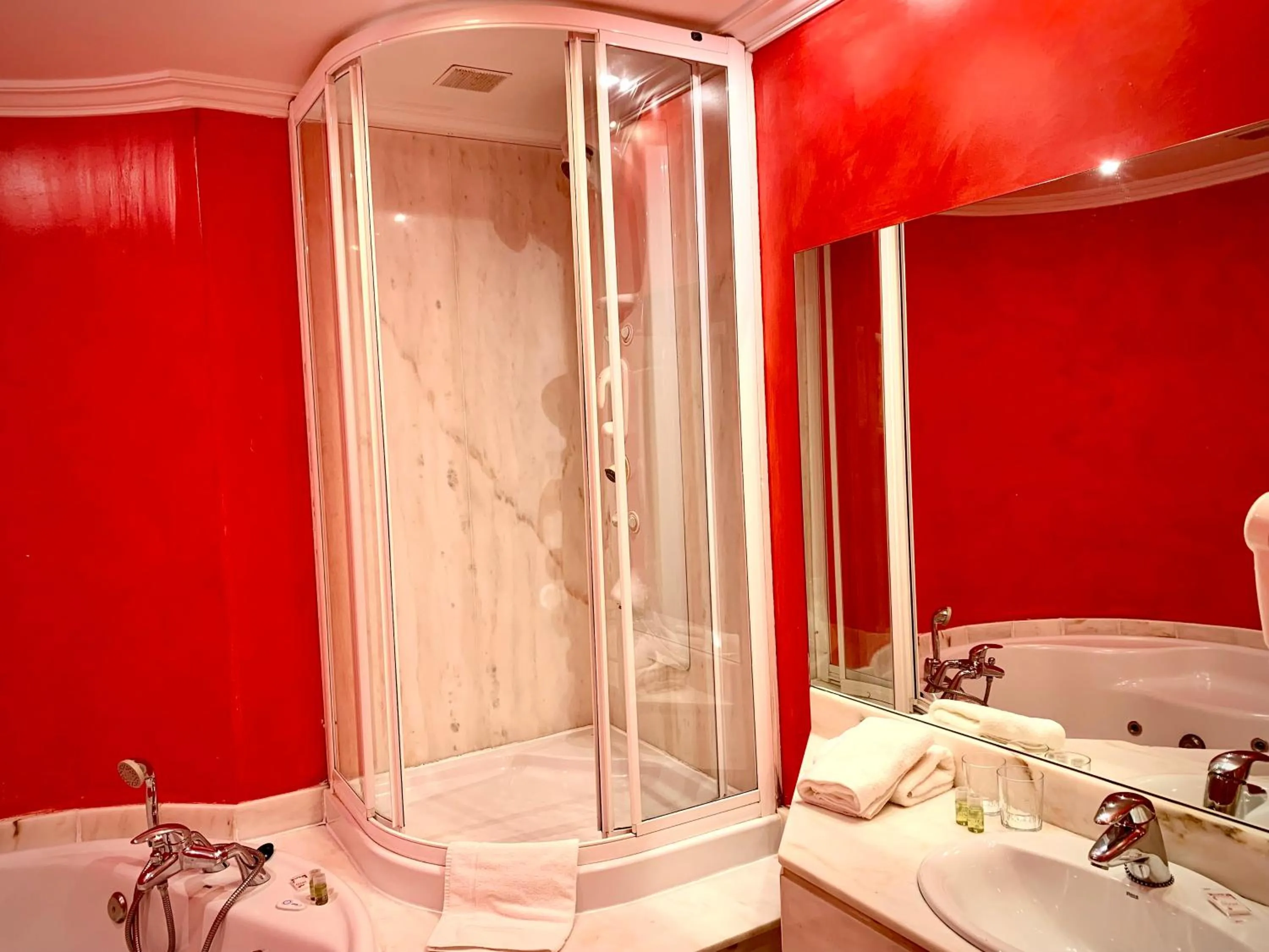 Shower in Marina de Campios