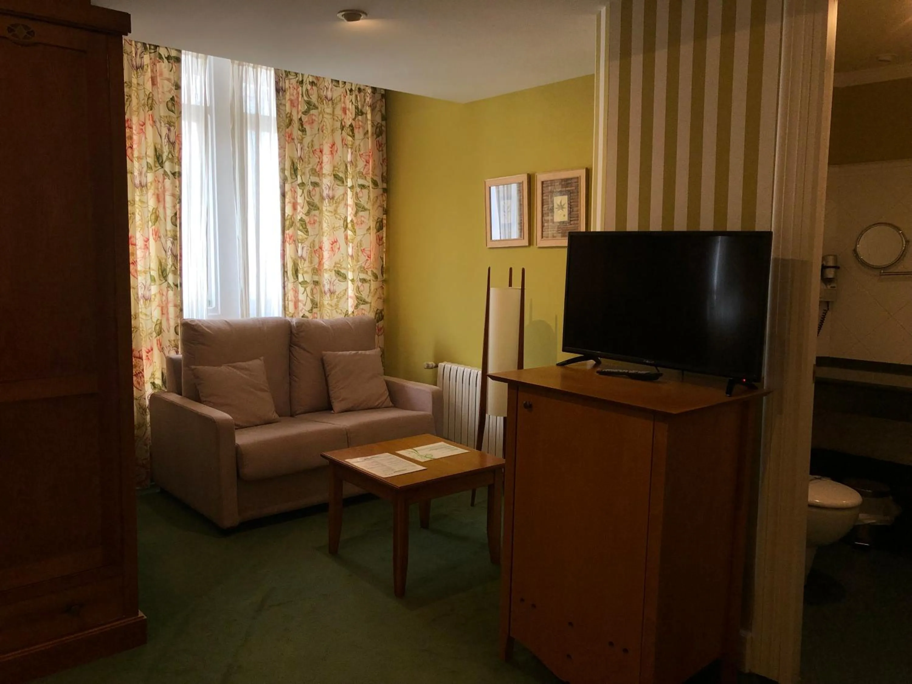 Photo of the whole room in Marina de Campios