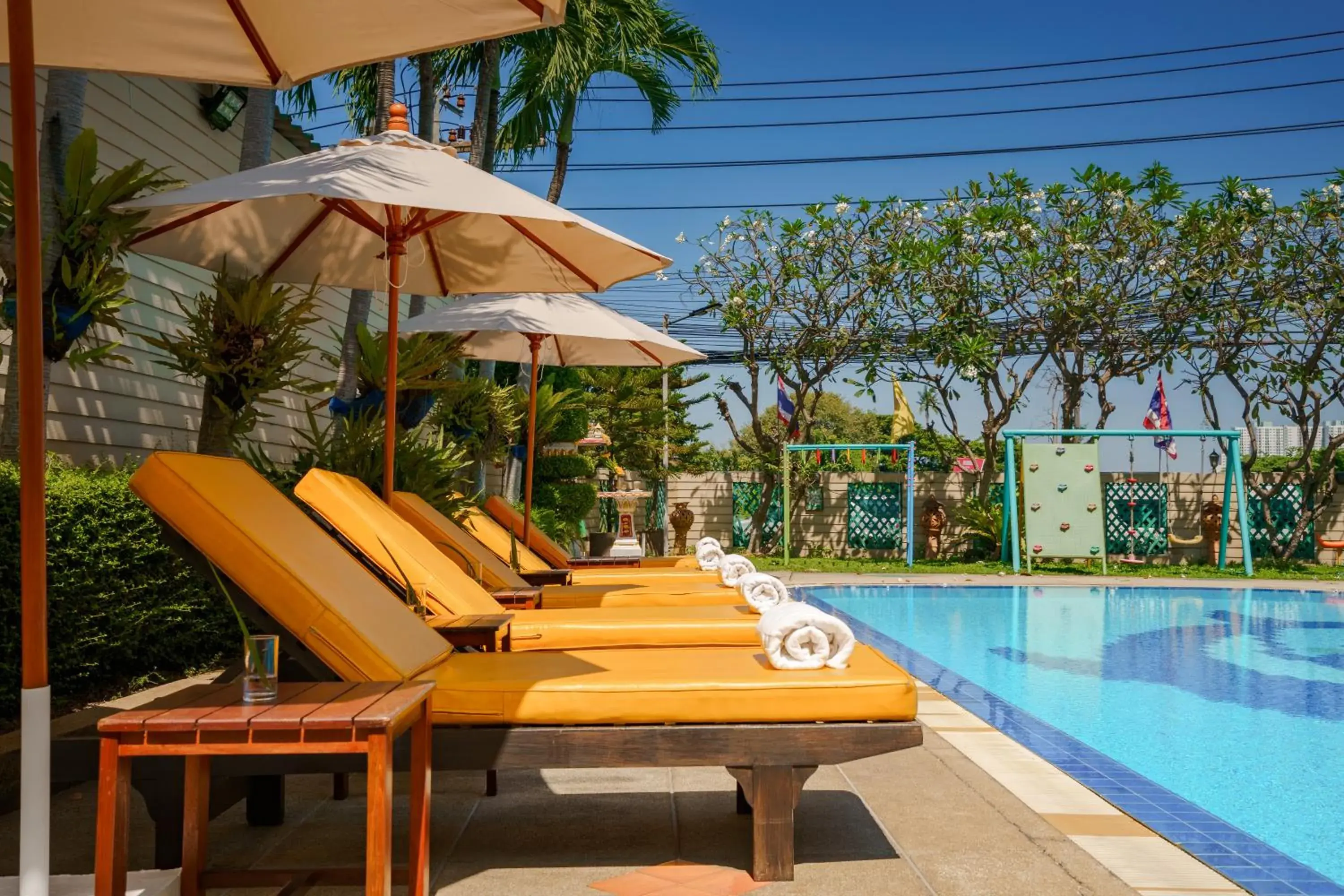 Swimming pool in JP Villa Pattaya Swimming pool in JP Villa Pattaya