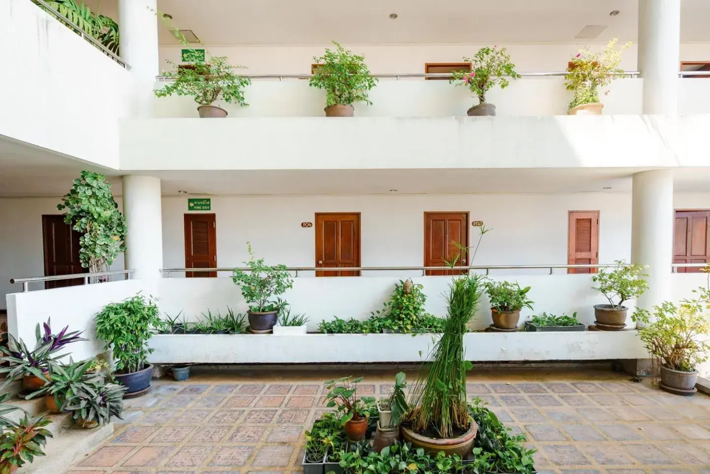 Property building in JP Villa Pattaya Property building in JP Villa Pattaya