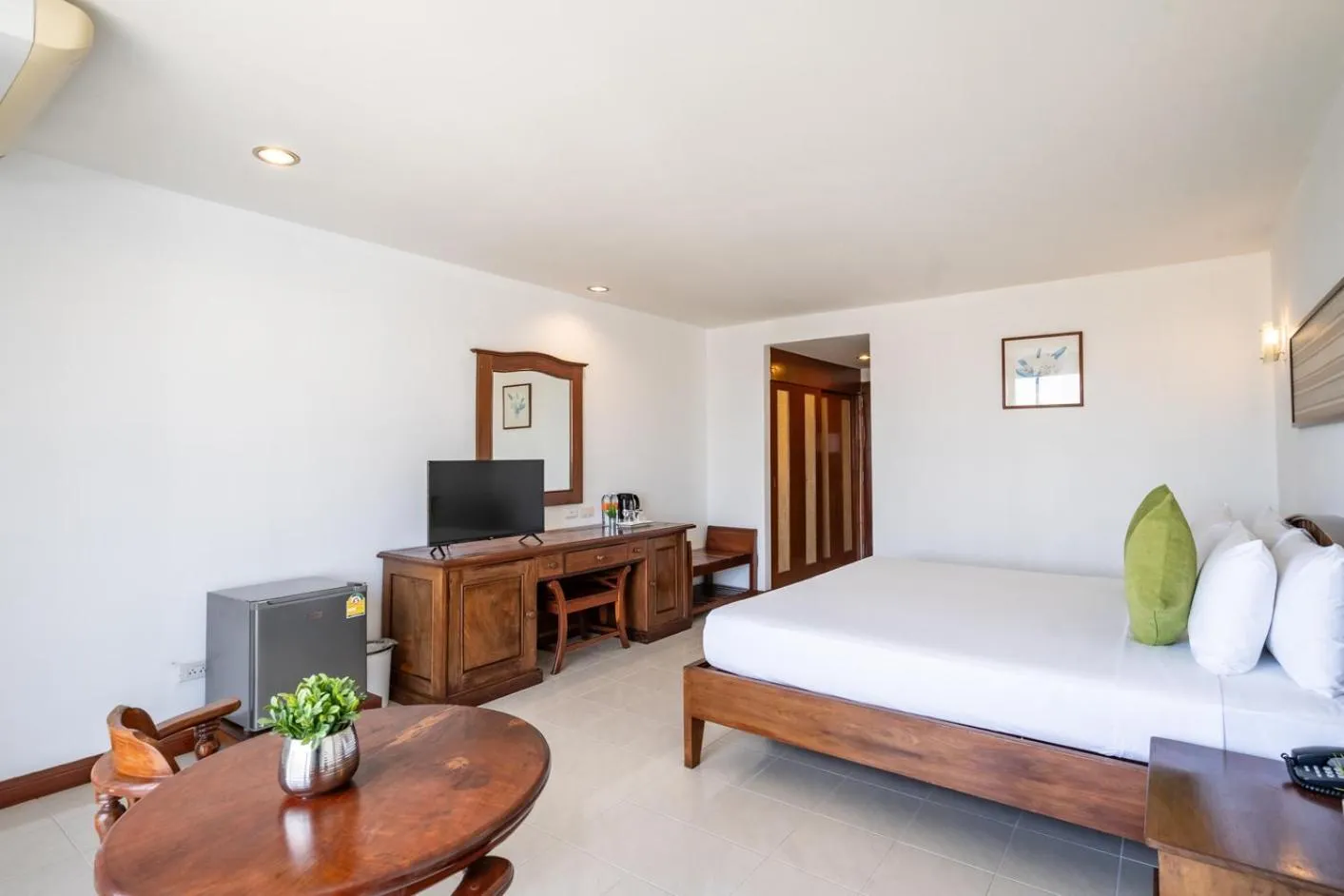 TV and multimedia, Bed in JP Villa Pattaya