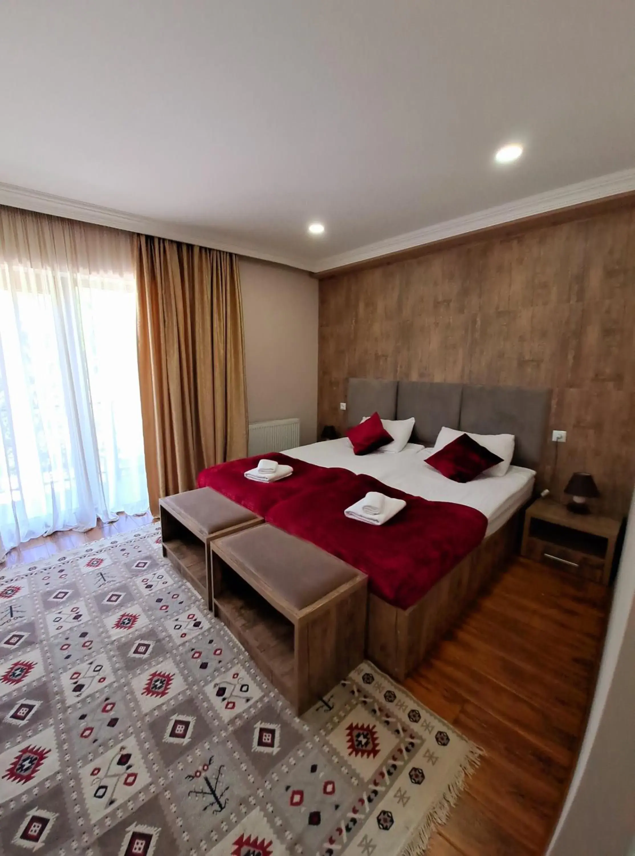 Double or Twin Room with Balcony - single occupancy in Hotel Mountain Mestia Double or Twin Room with Balcony - single occupancy in Hotel Mountain Mestia