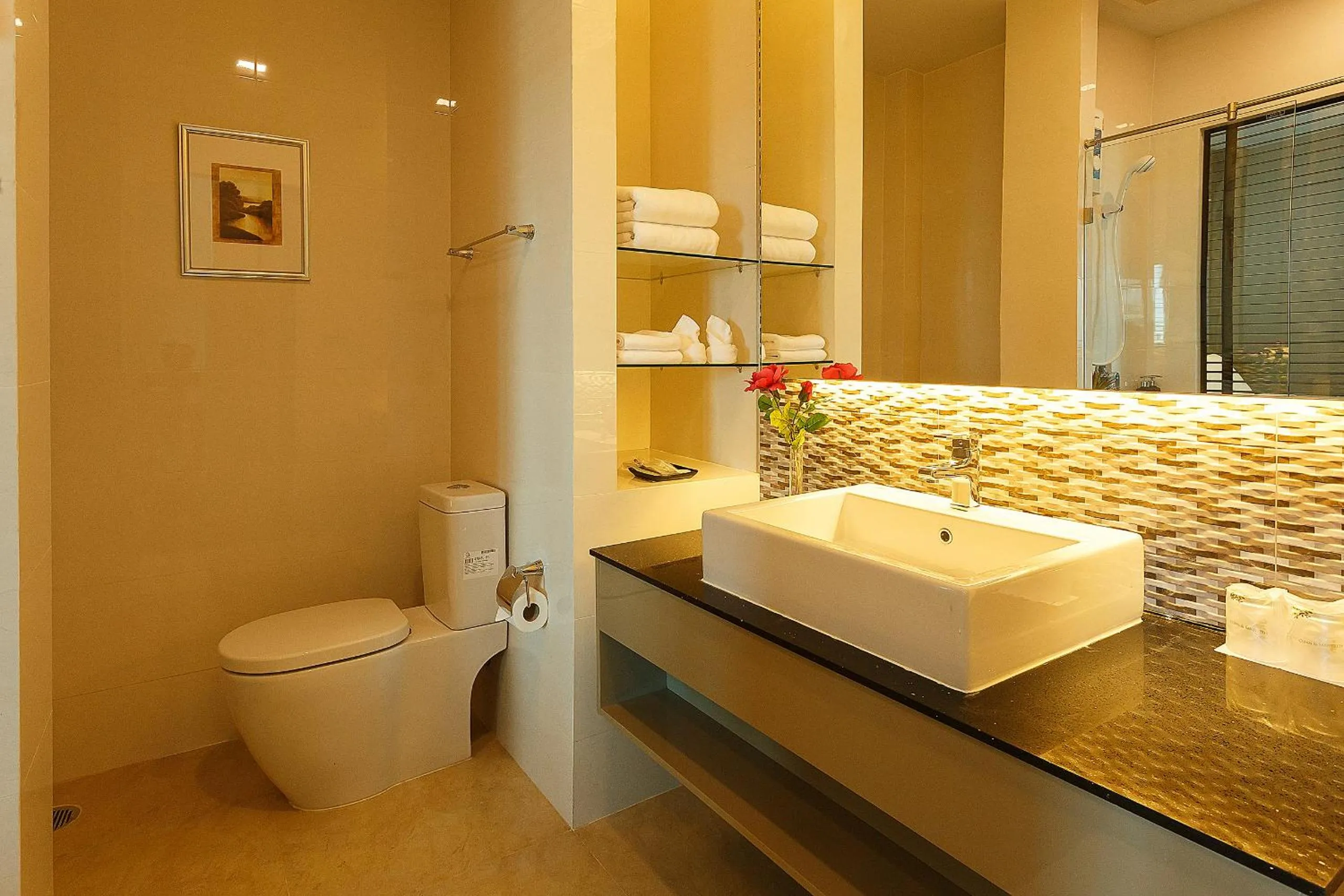 Bathroom in Green Point Residence Hotel