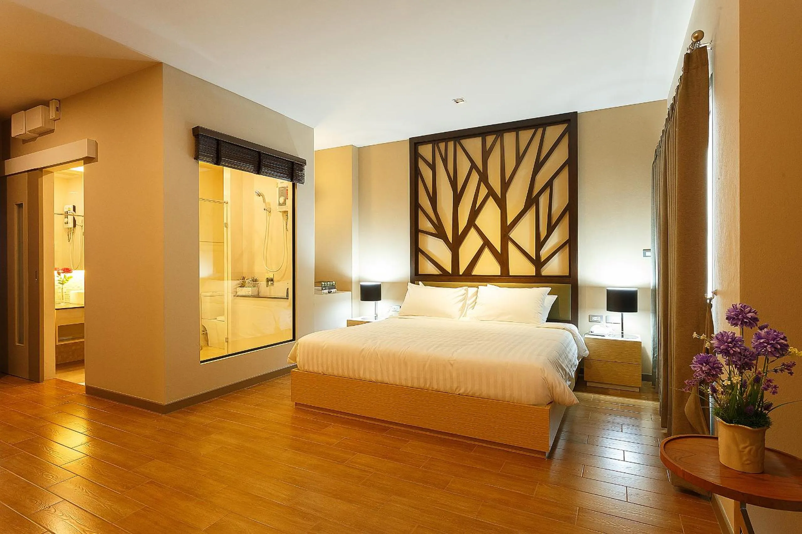 Bed in Green Point Residence Hotel