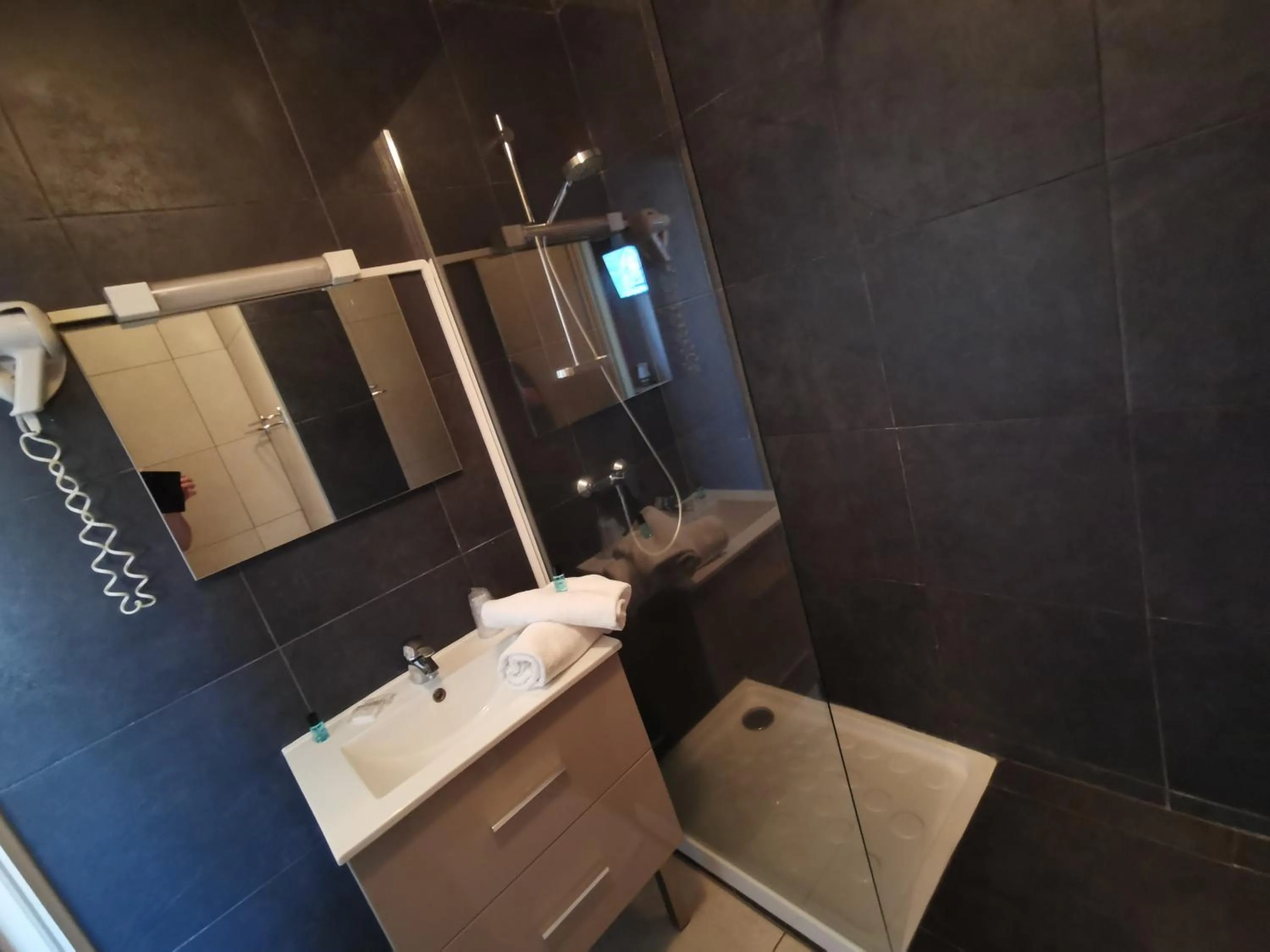 Bathroom in La Vieille Ferme