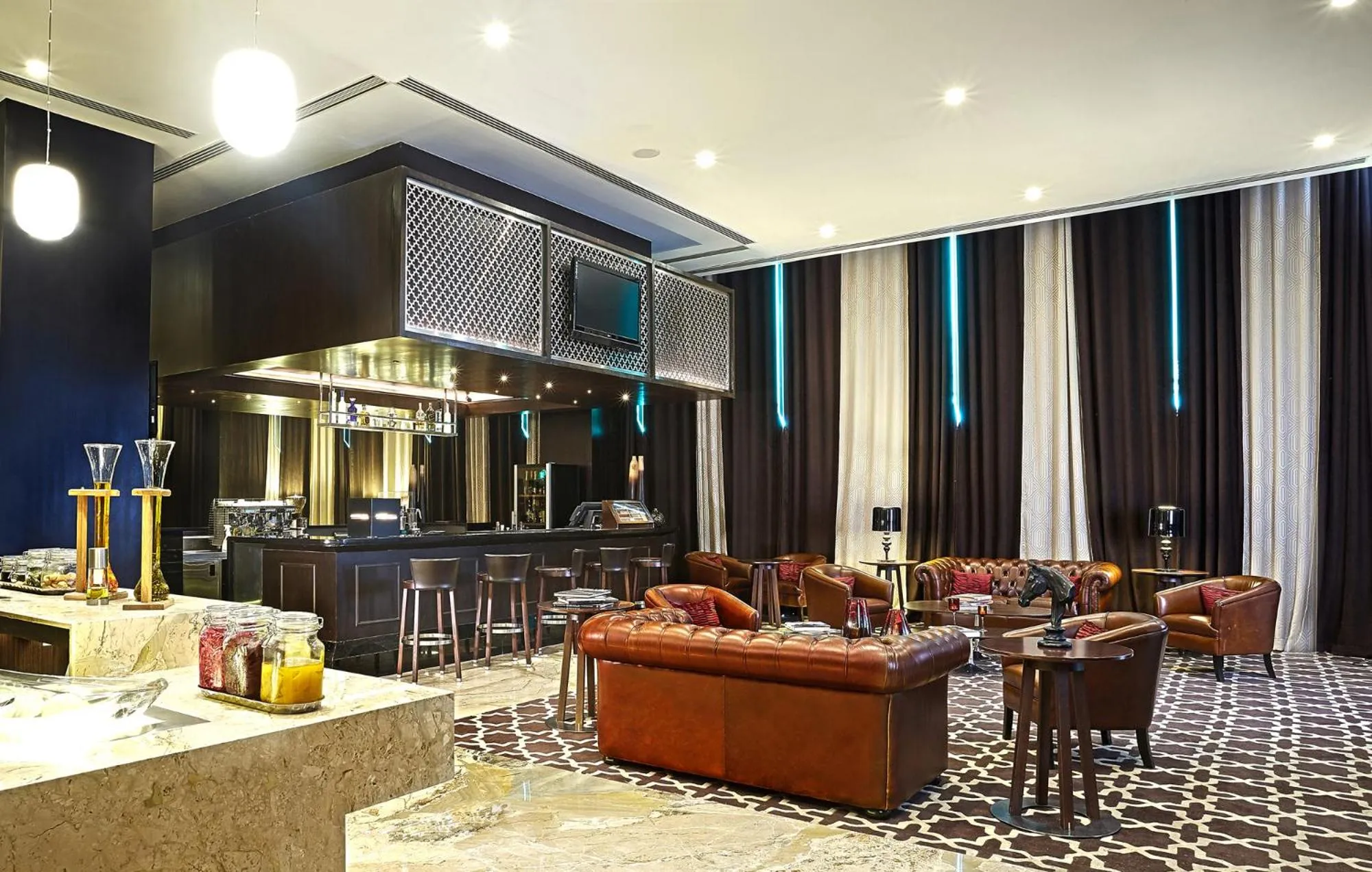 Restaurant/places to eat in The Oterra