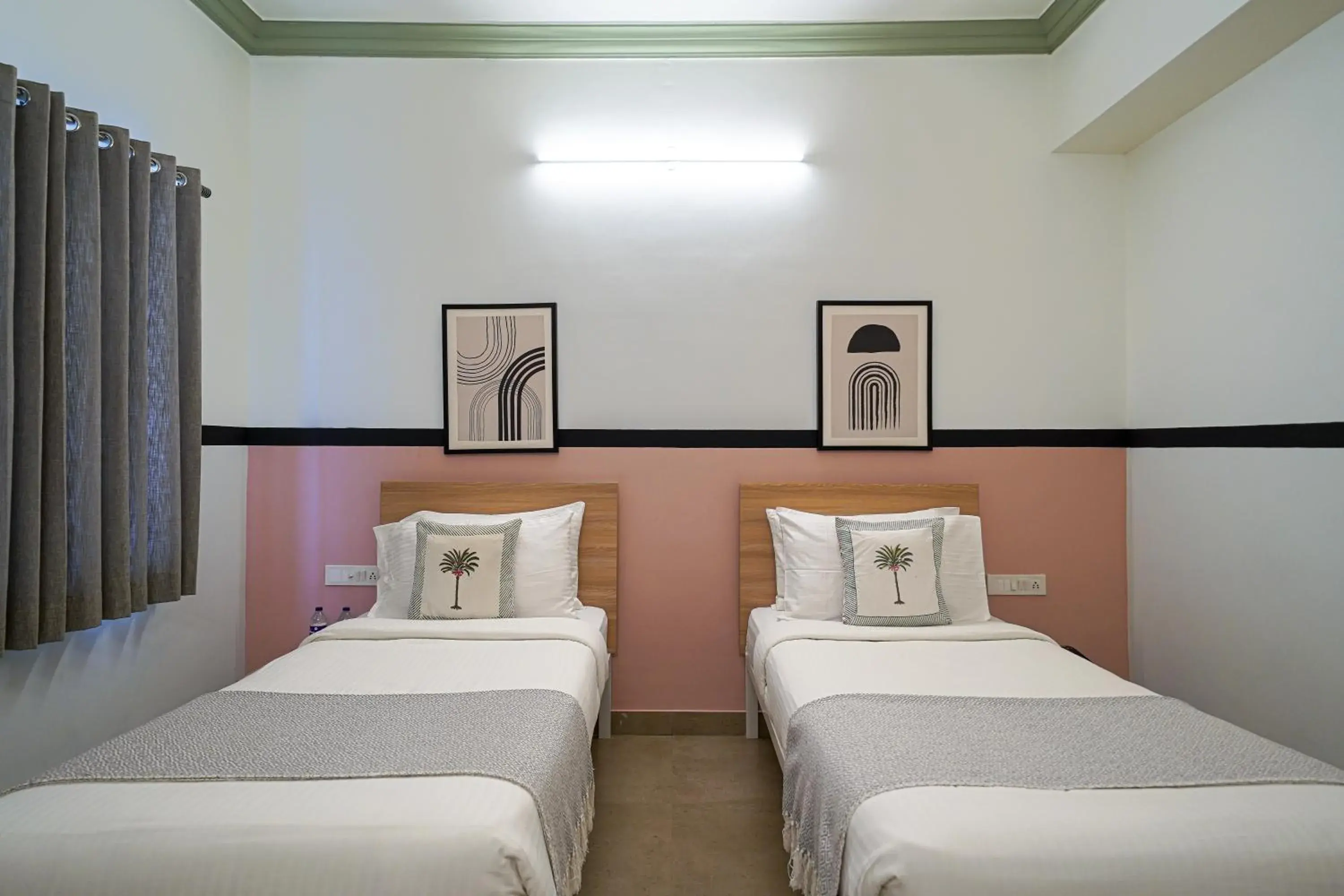 Bed in Olive Zip Indiranagar Metro by Embassy Group Bed in Olive Zip Indiranagar Metro by Embassy Group