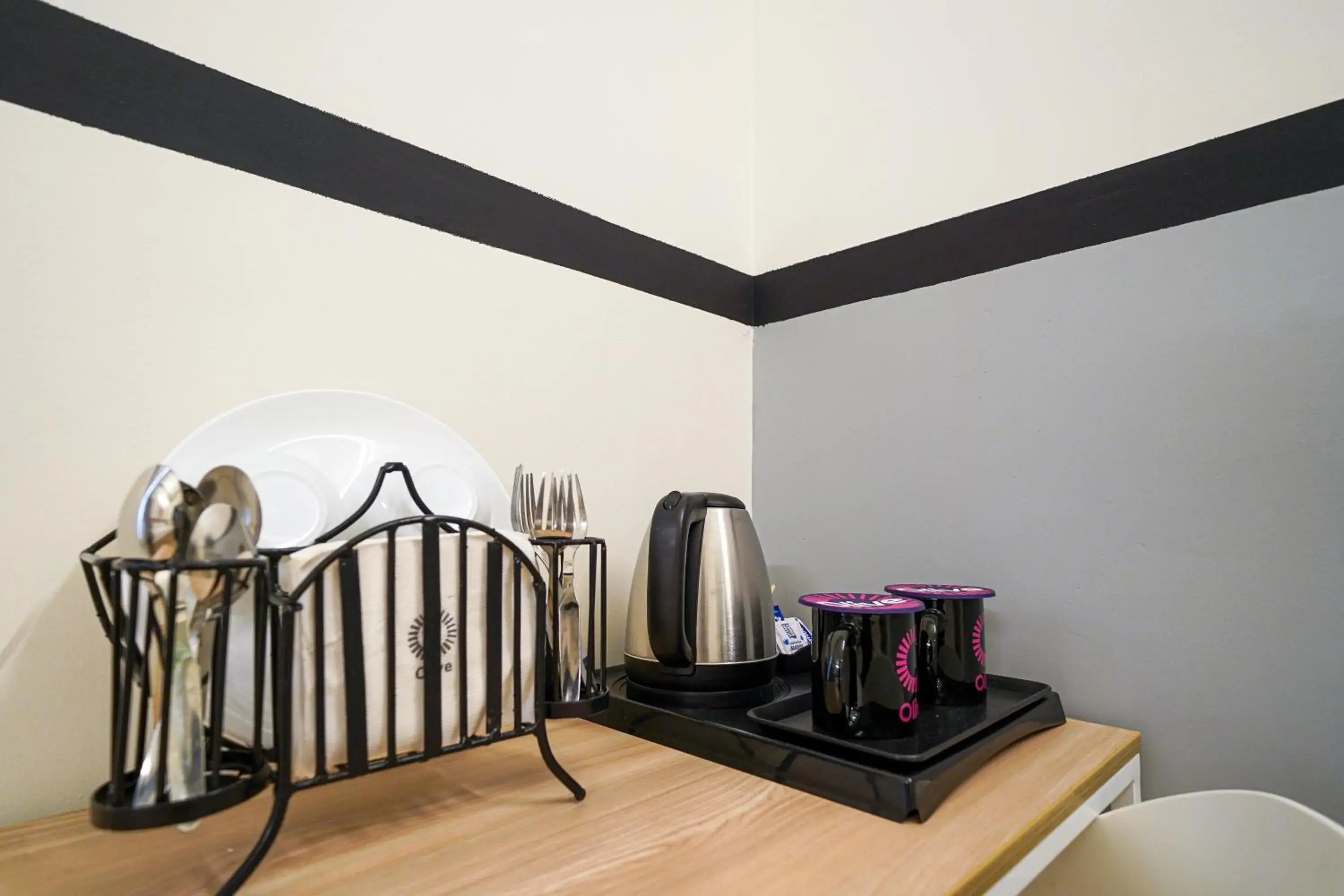 Coffee/tea facilities in Olive Zip Indiranagar Metro by Embassy Group Coffee/tea facilities in Olive Zip Indiranagar Metro by Embassy Group