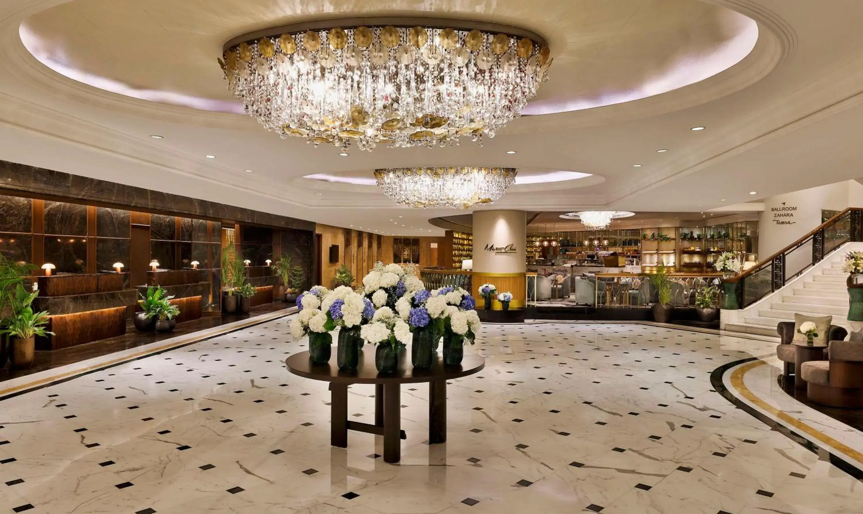 Lobby or reception in Shangri-La Eros New Delhi Lobby or reception in Shangri-La Eros New Delhi