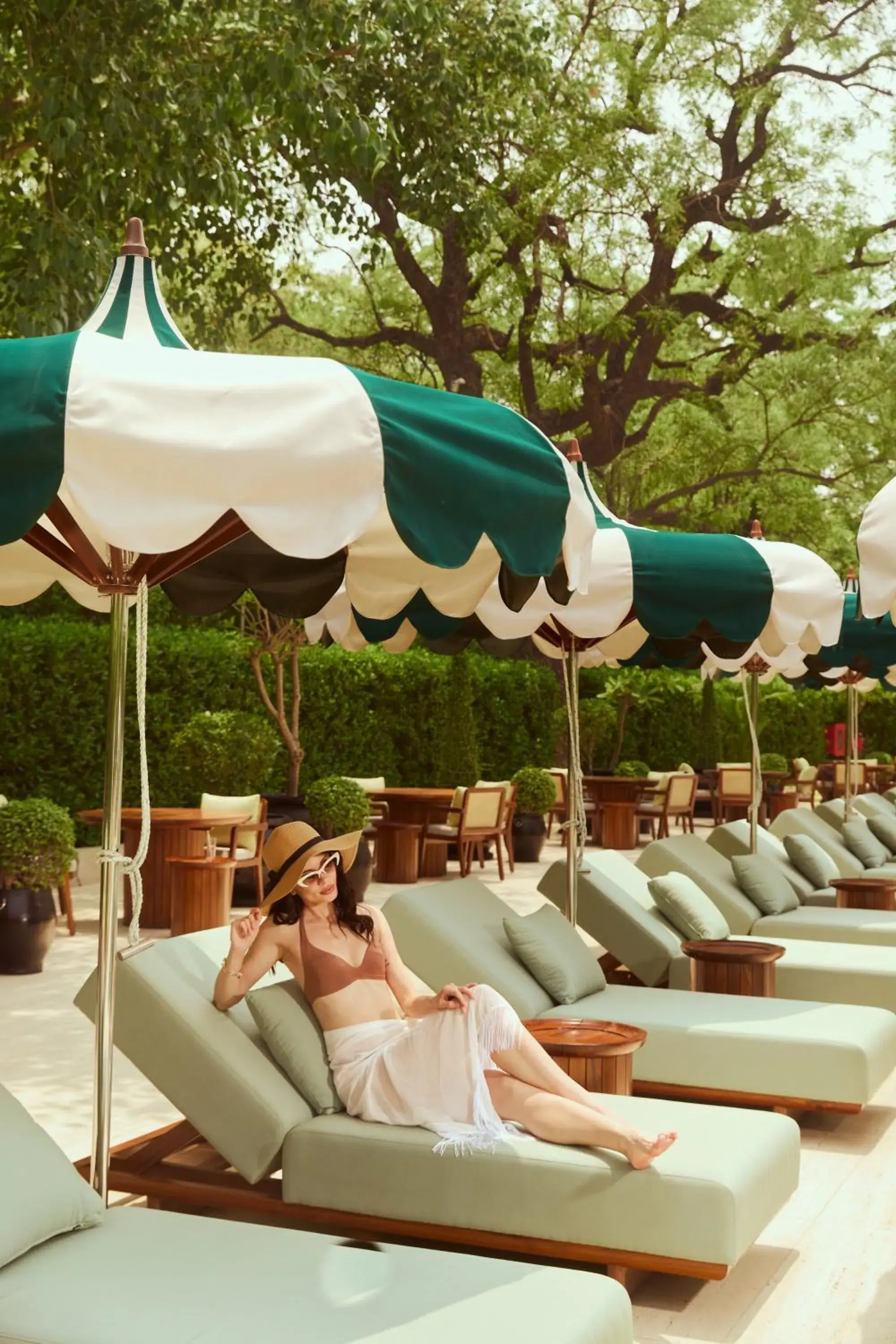 Swimming pool in Shangri-La Eros New Delhi Swimming pool in Shangri-La Eros New Delhi