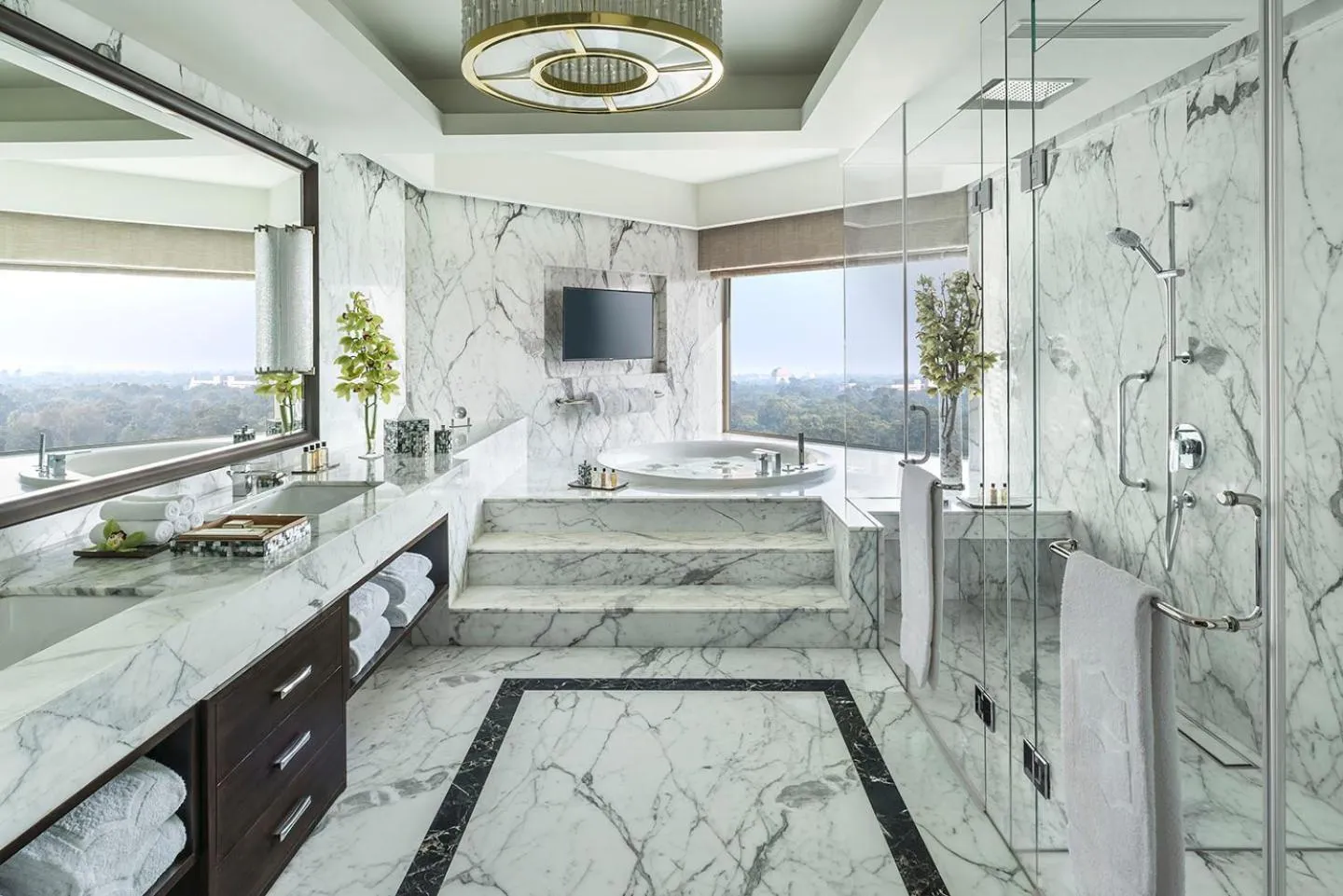 Bathroom in Shangri-La Eros New Delhi