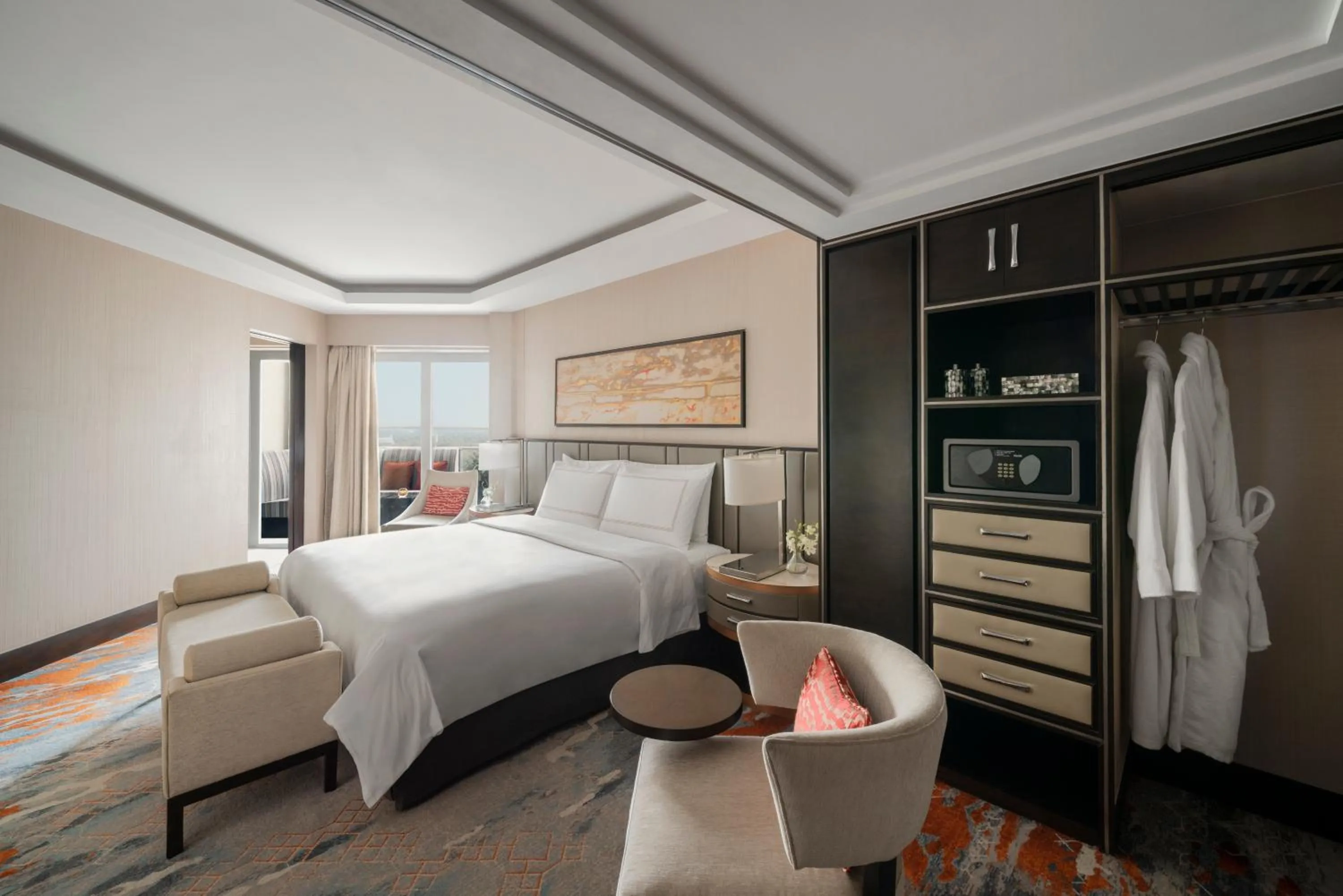 Bedroom, Bed in Shangri-La Eros New Delhi