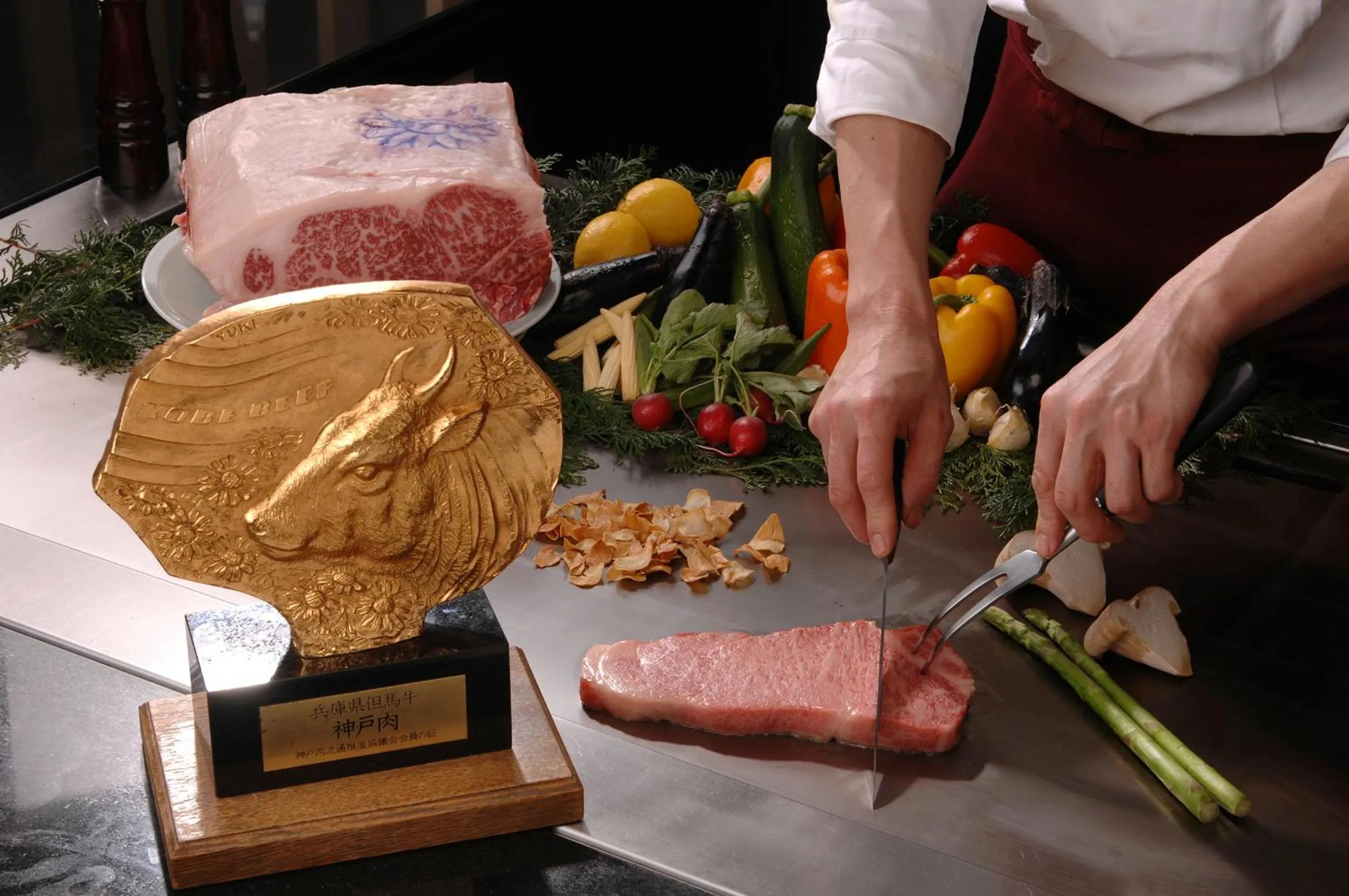 Restaurant/places to eat in ANA Crowne Plaza Kobe by IHG