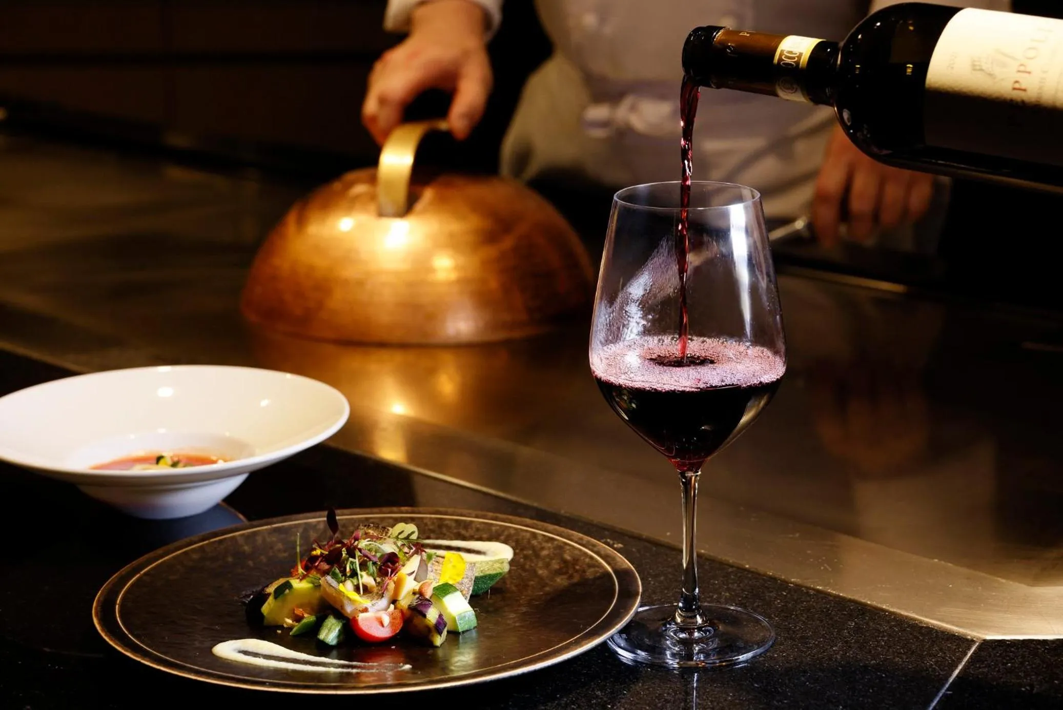 Restaurant/places to eat in ANA Crowne Plaza Kobe by IHG