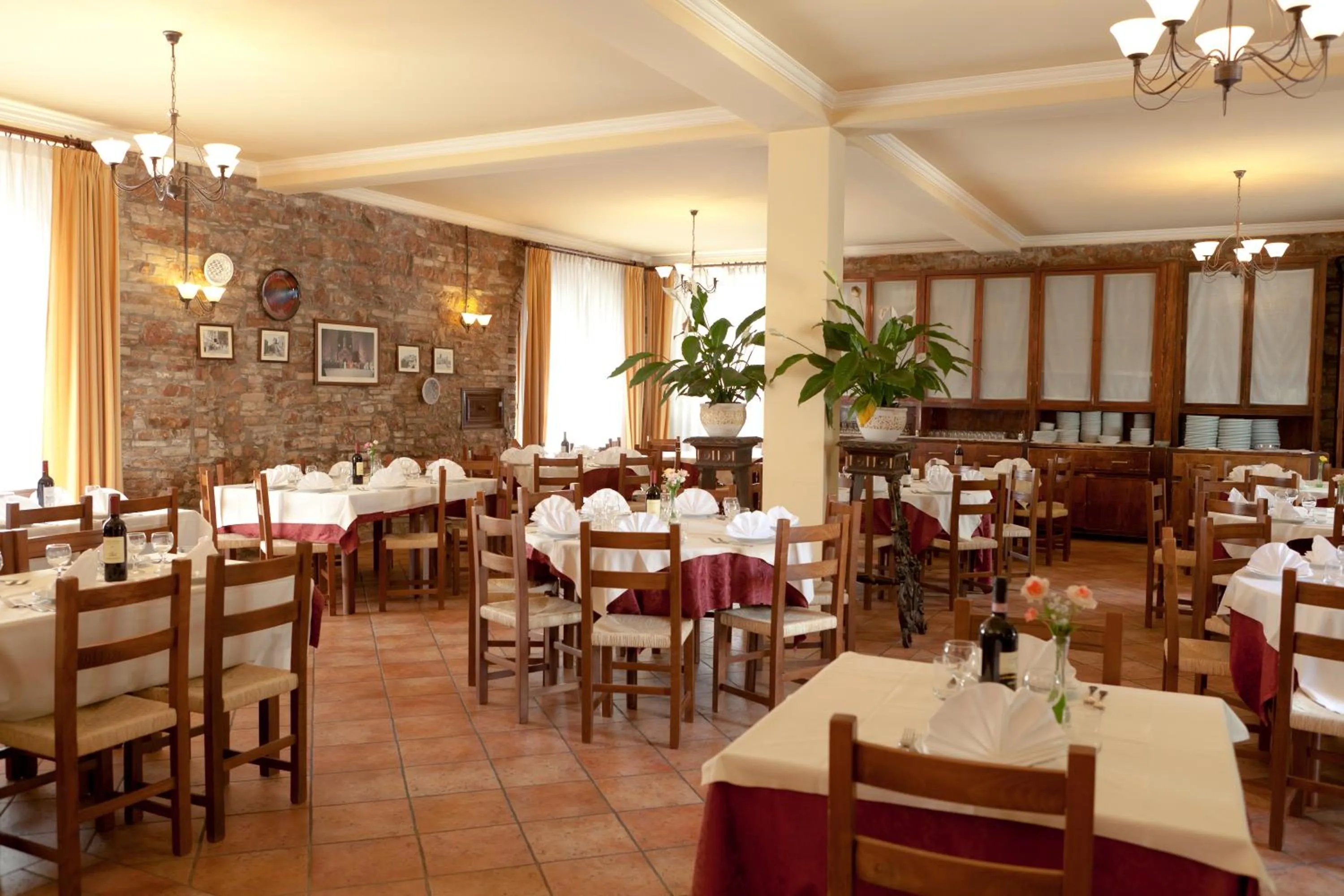 Restaurant/places to eat in Hotel Porziuncola