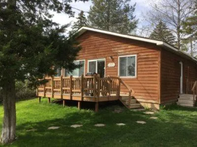 Property building in Merland Park Cottages and Motel