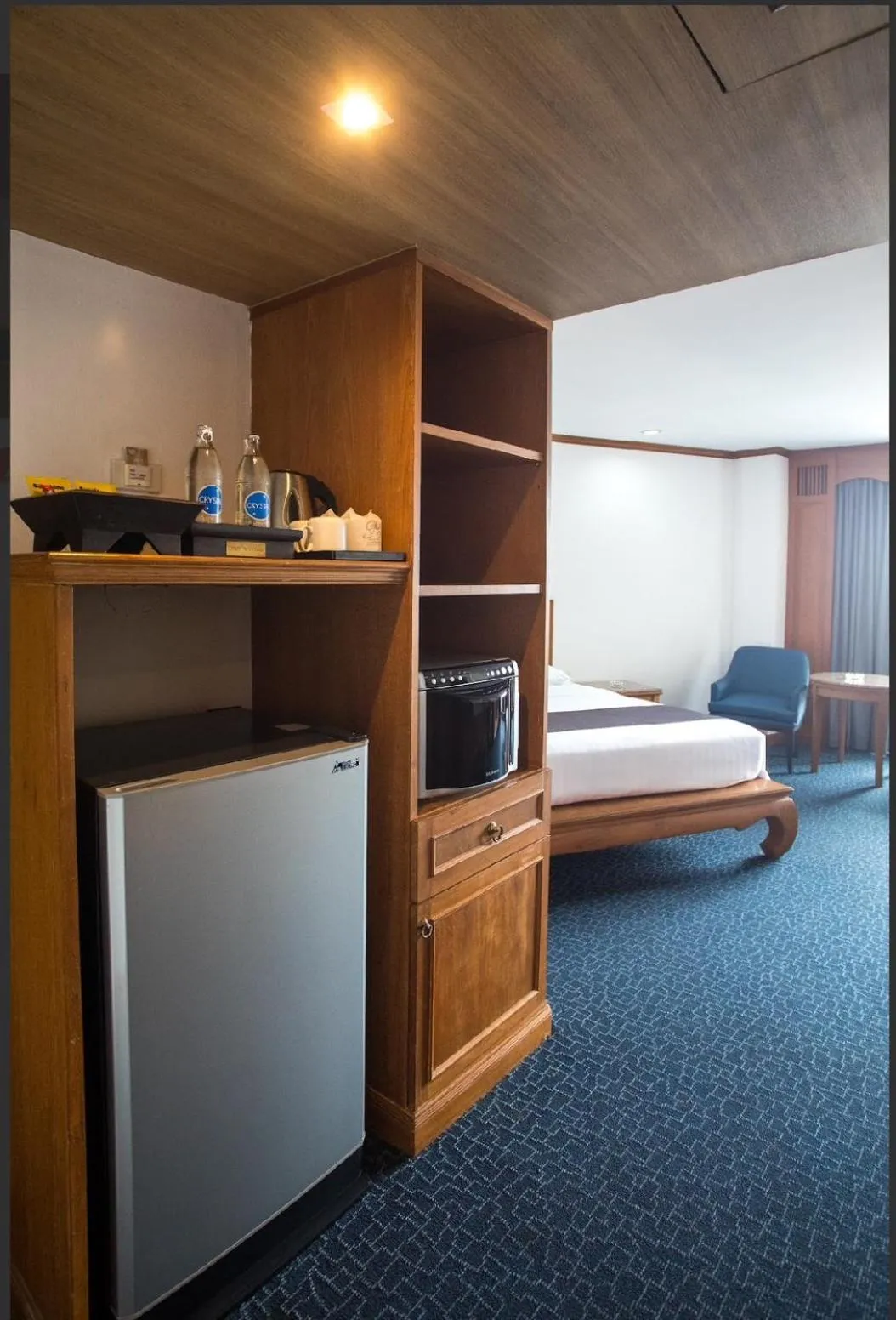 Bed in Royal Palace Hotel