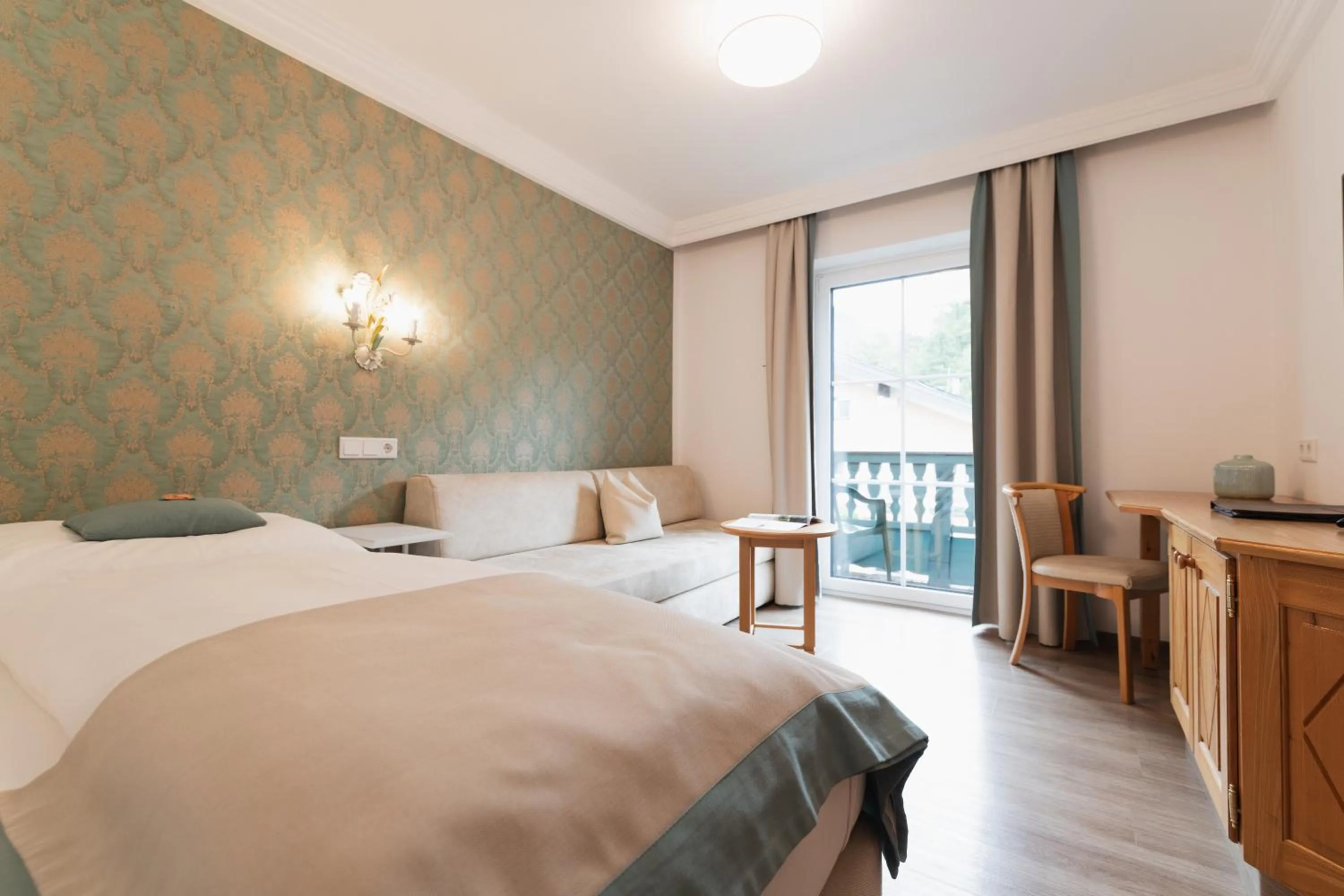 Gasthof Hotel Hauslwirt