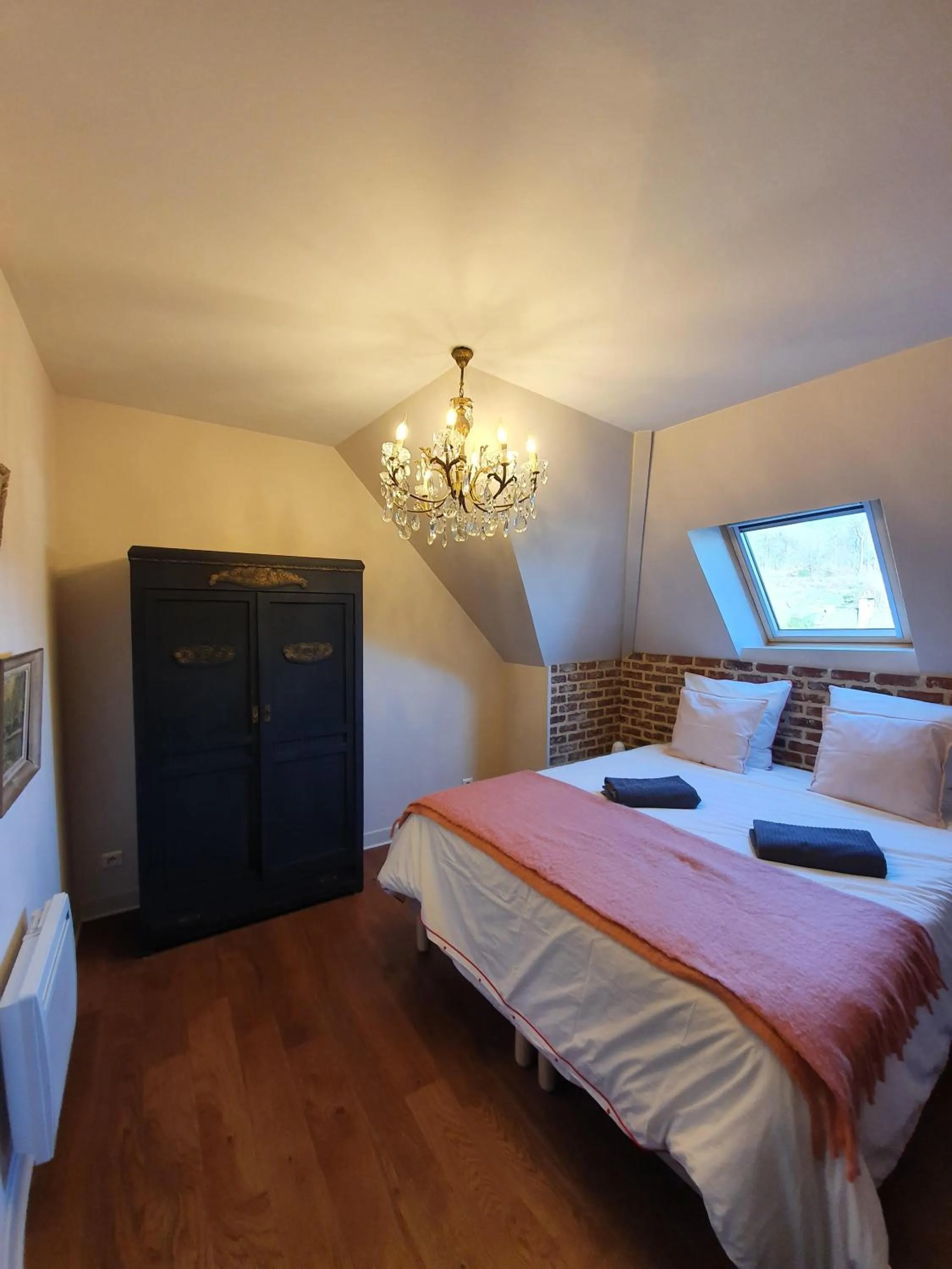 Bedroom, Bed in Il Etait Une Fois