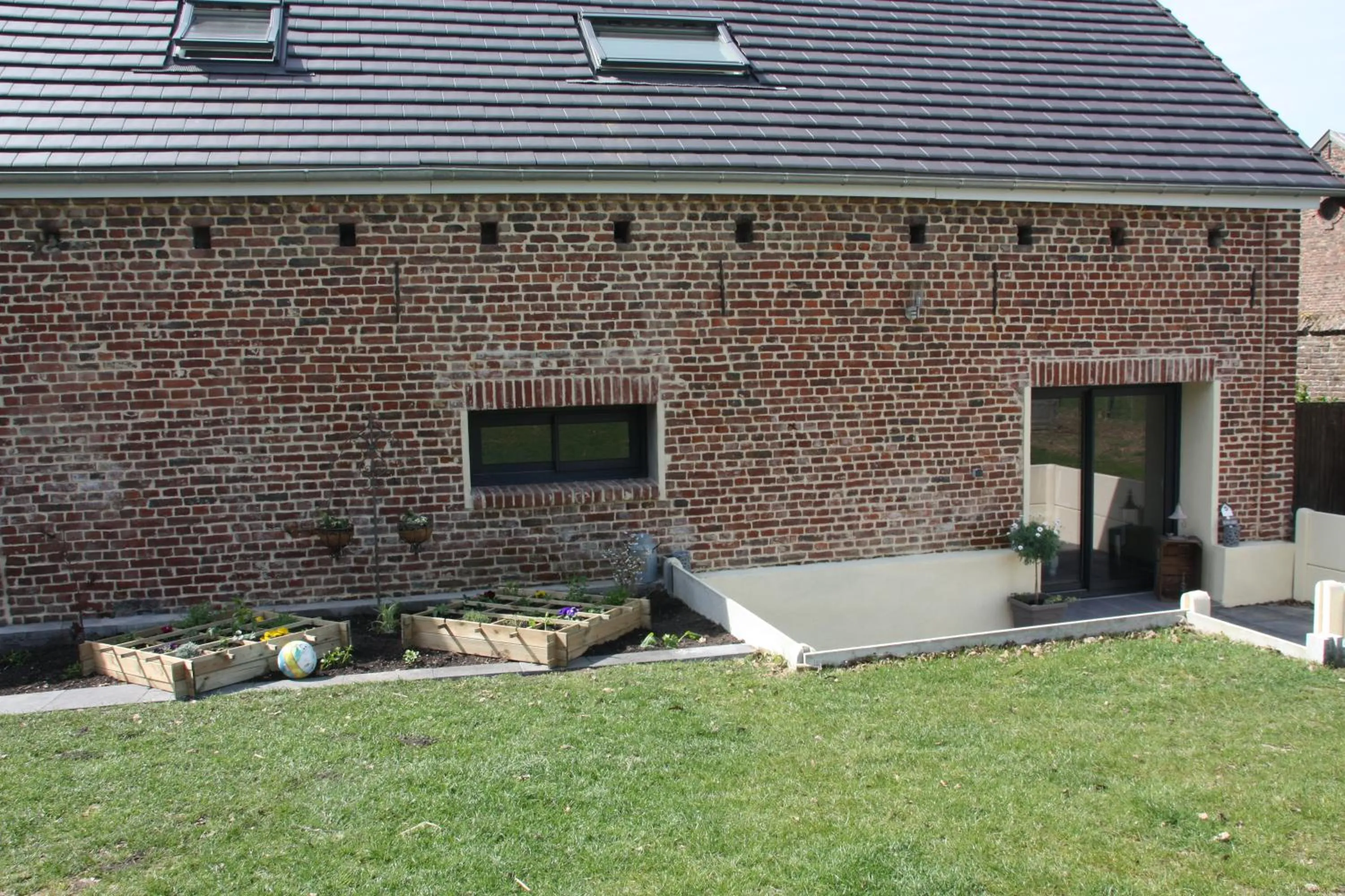 Facade/entrance in Comme un Rêve