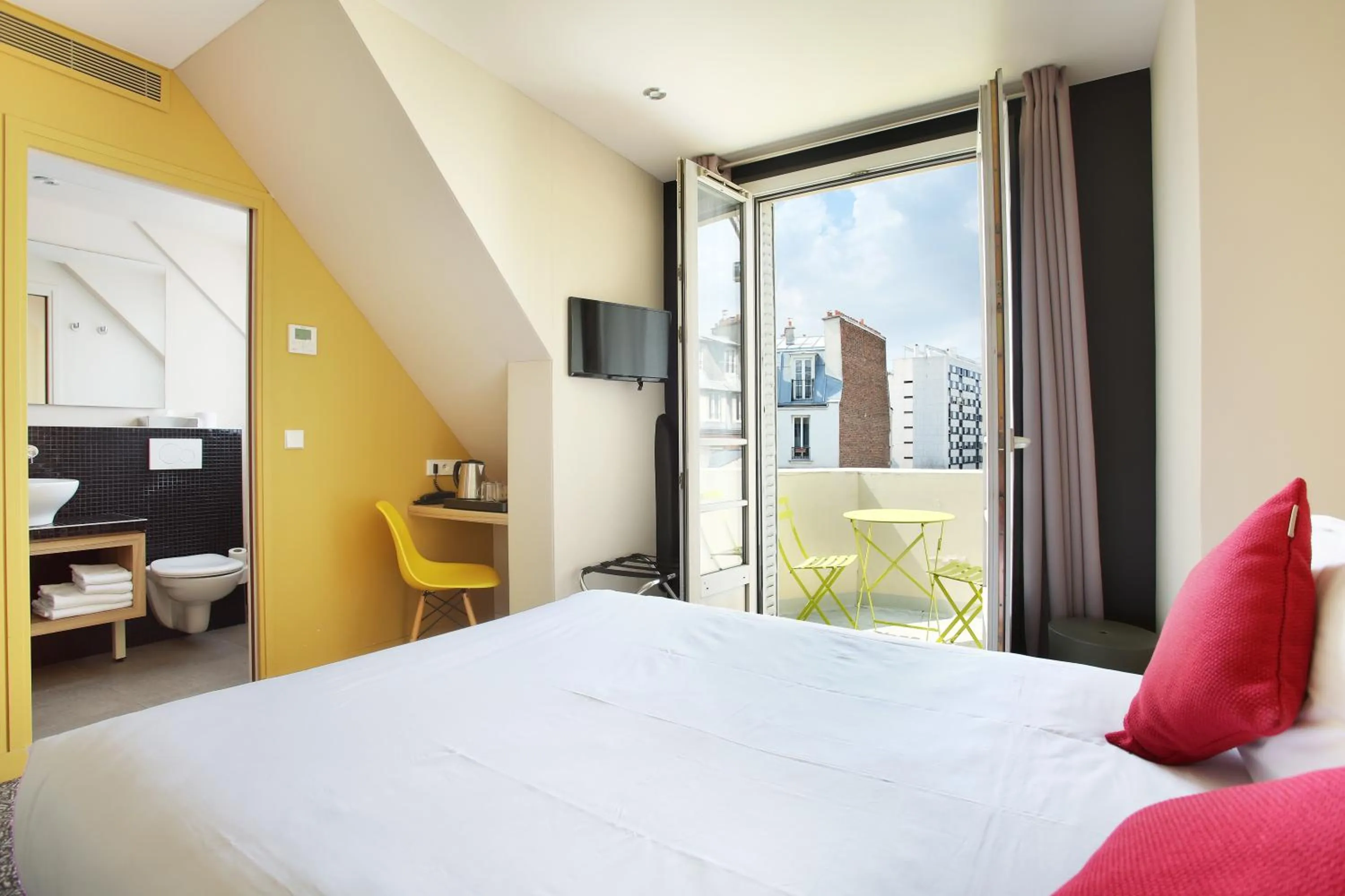 Bedroom, Bed in Hotel Auguste