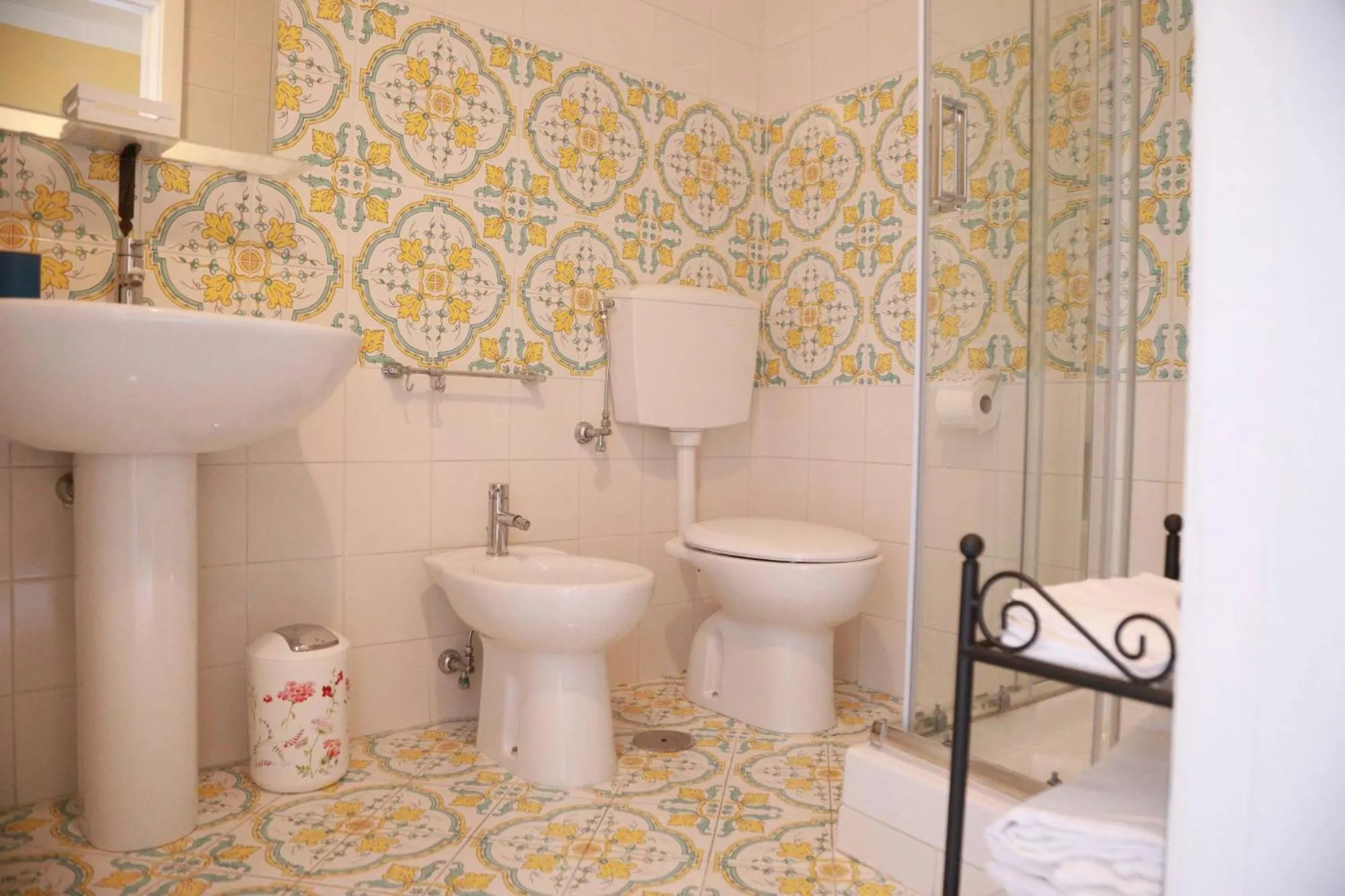 Shower in Villa Lery - Azzurra Home