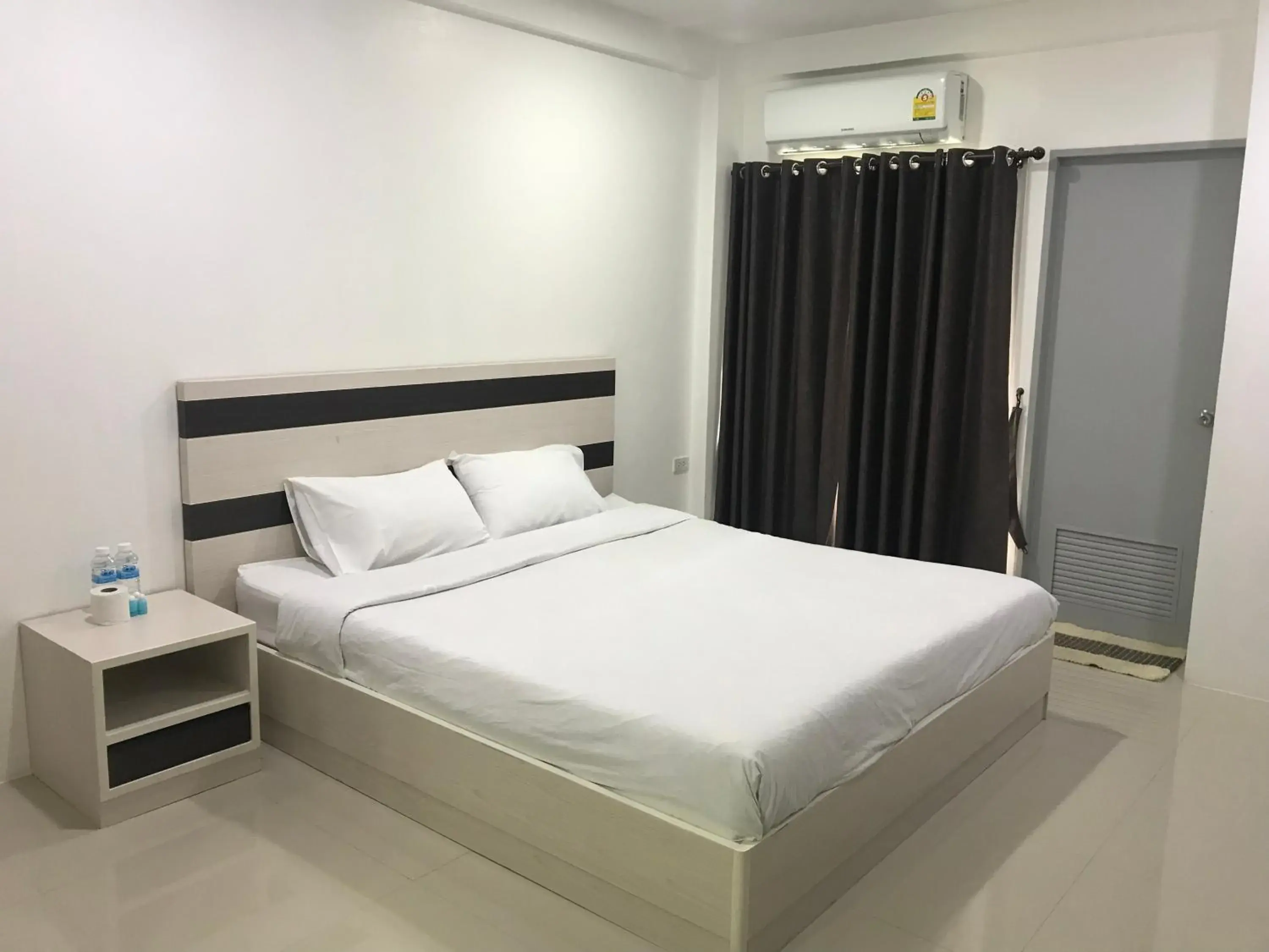 Bed in Jaroonwej Bangsaen Bed in Jaroonwej Bangsaen