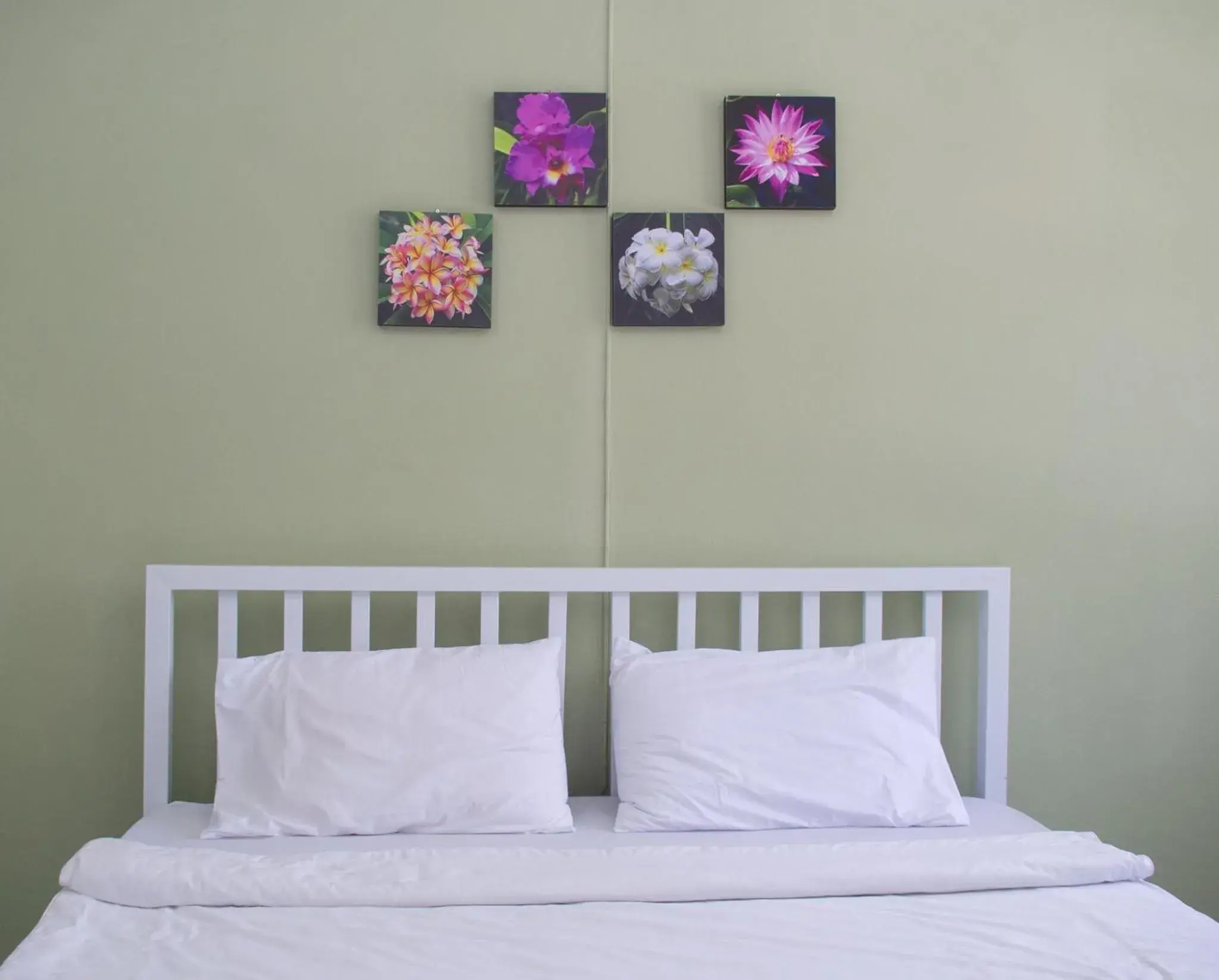 Photo of the whole room, Bed in Jaroonwej Bangsaen Photo of the whole room, Bed in Jaroonwej Bangsaen