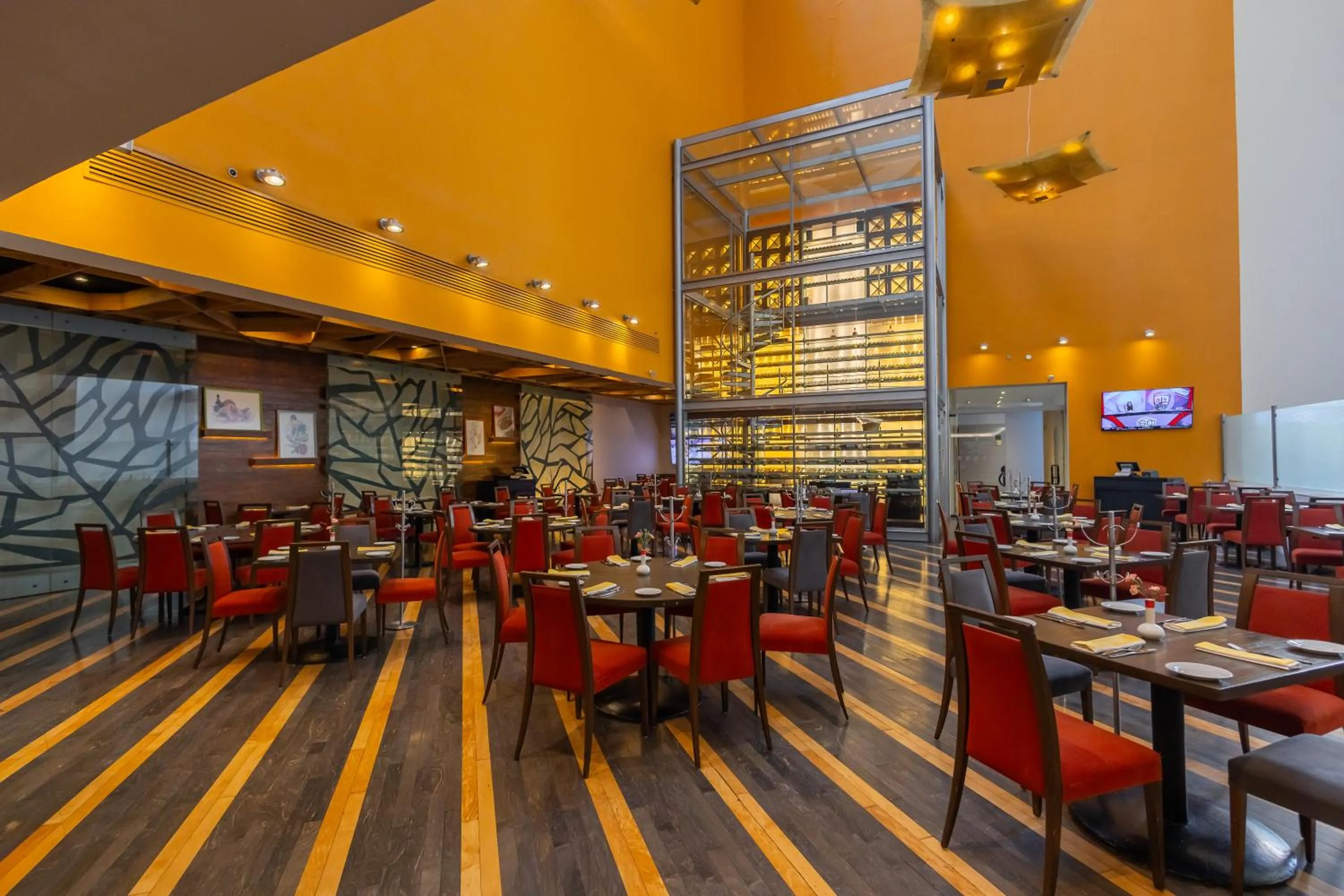 Restaurant/places to eat in Camino Real Monterrey