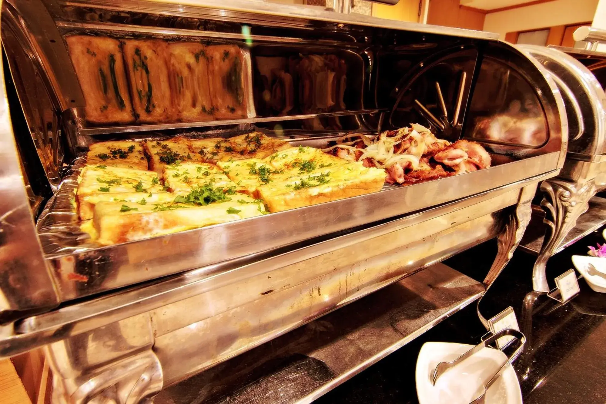 Restaurant/places to eat in Bossotel Bangkok Restaurant/places to eat in Bossotel Bangkok