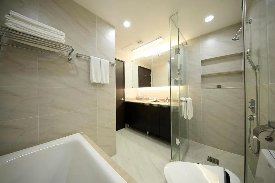 Bathroom in Orakai Insadong Suites