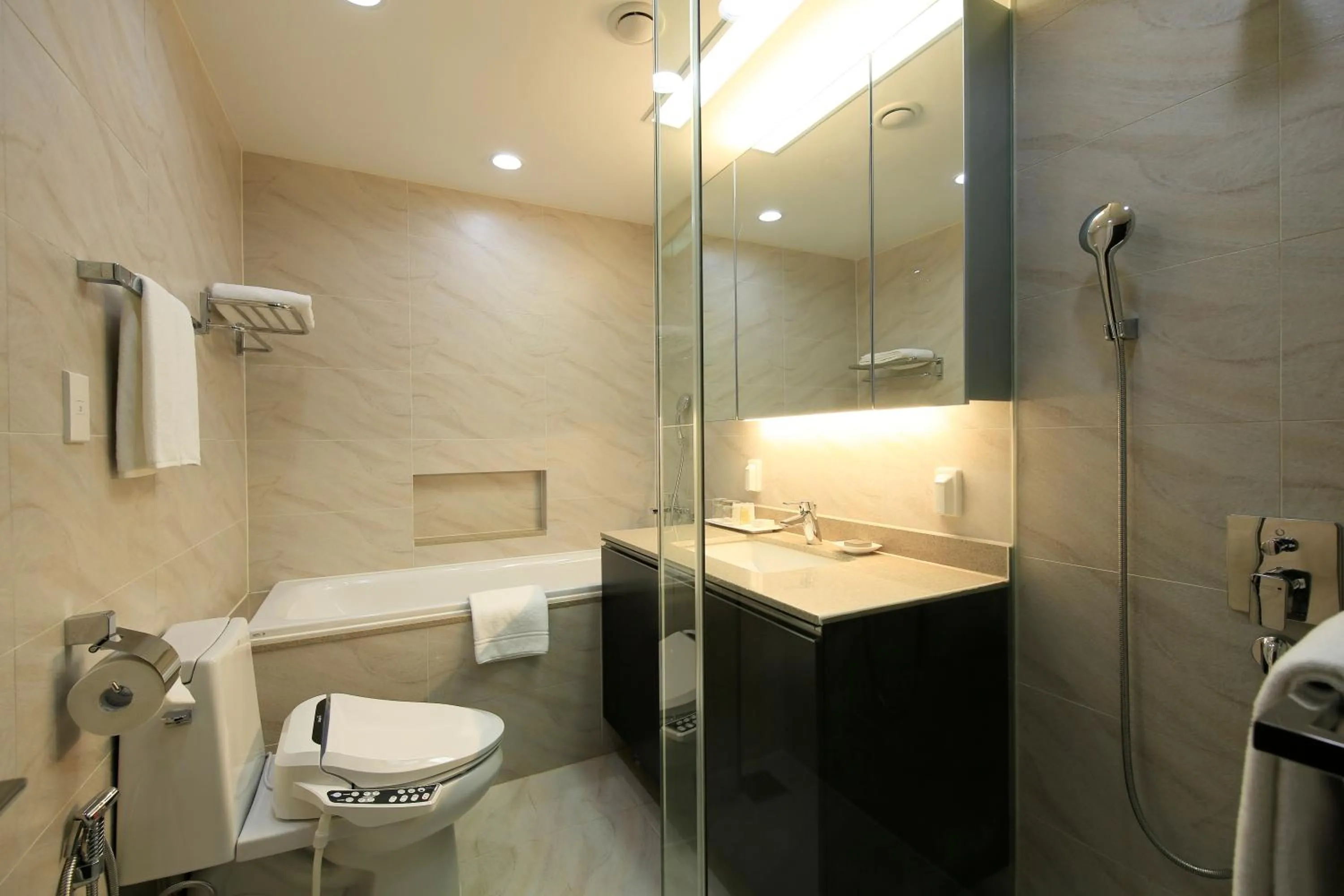 Bathroom in Orakai Insadong Suites