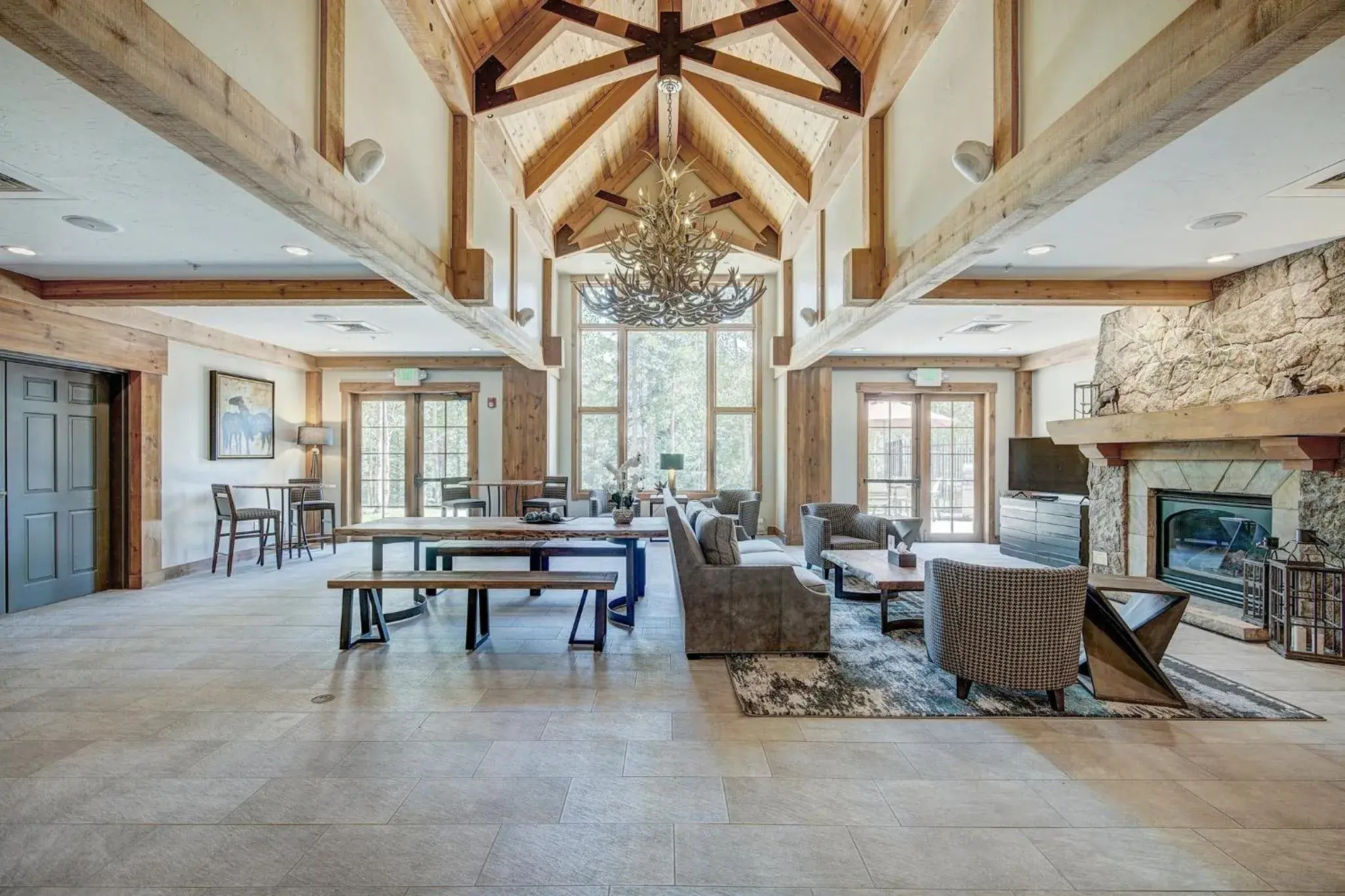 Lobby or reception in Mountain Thunder Lodge, A Vail Resorts Property Lobby or reception in Mountain Thunder Lodge, A Vail Resorts Property