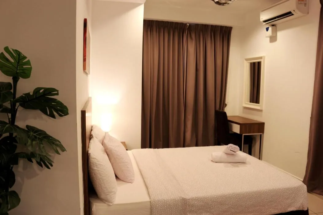 Bedroom, Bed in Hejmo Suites