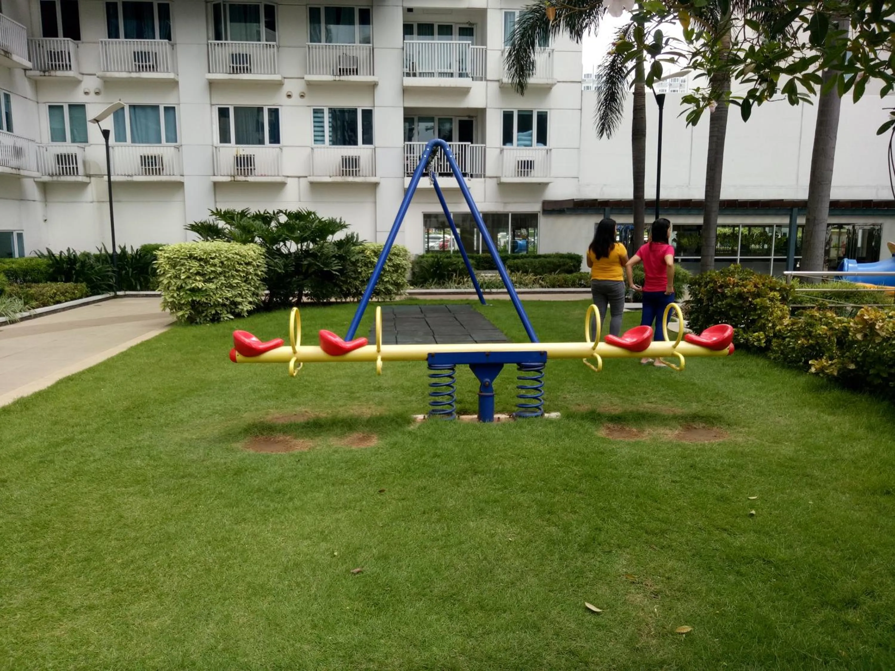 Chin's Place Sea Residences MOA