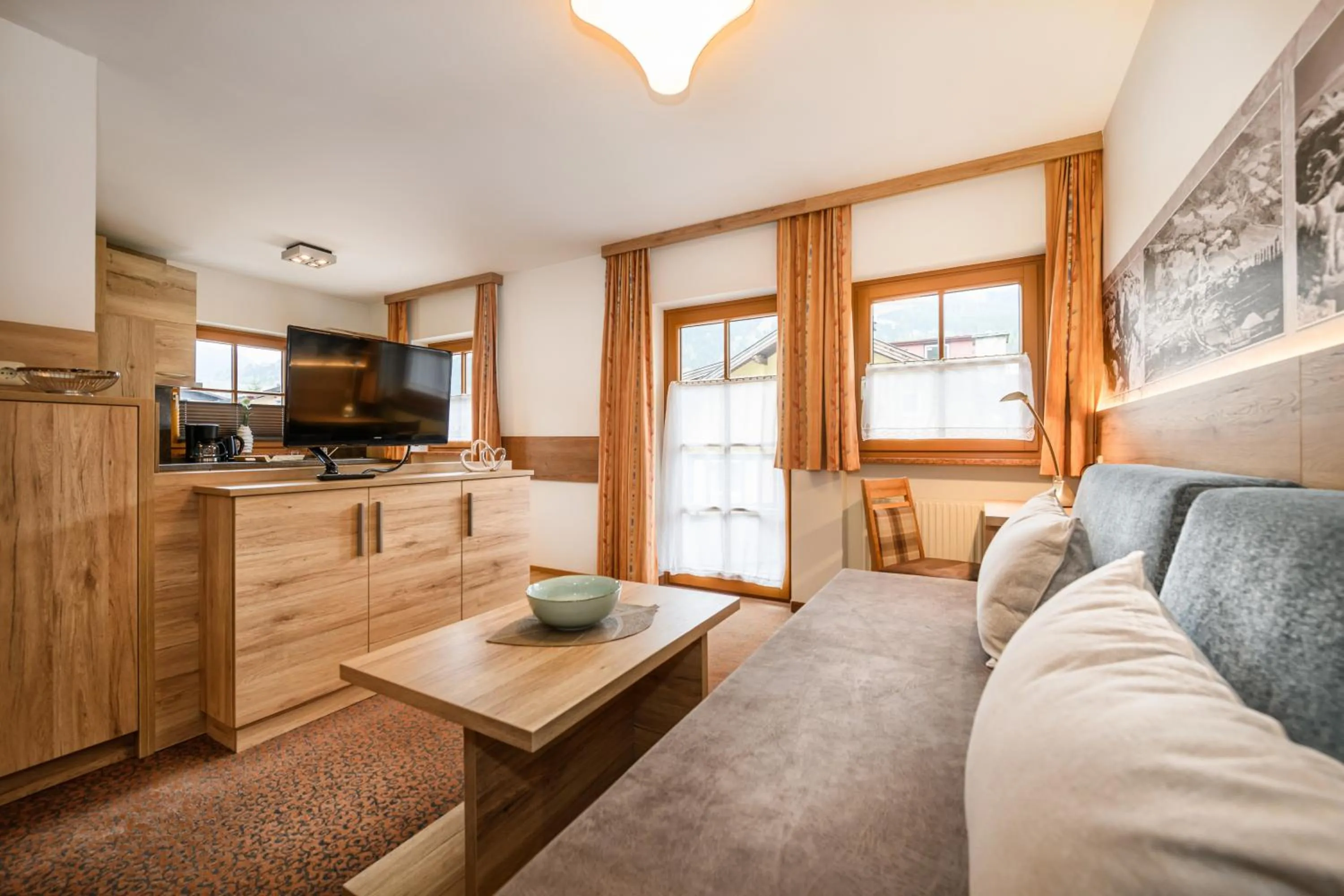 Living room in Ferienhaus Birgit - inklusive Eintritt Alpentherme Bad Hofgastein