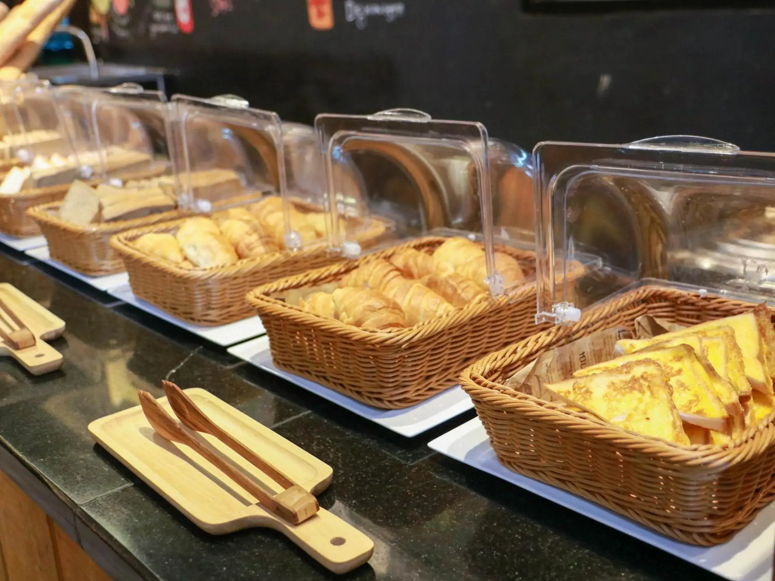 Restaurant/places to eat in DARA Hotel - SHA Plus Restaurant/places to eat in DARA Hotel - SHA Plus