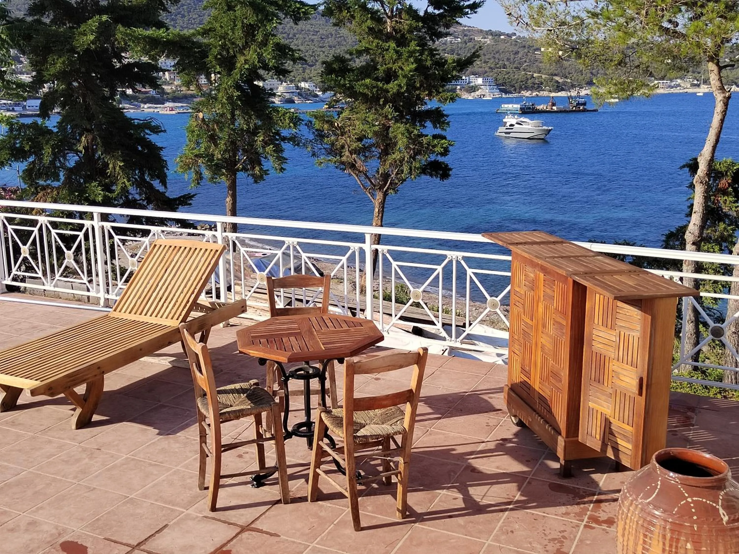 Patio in Oneiro glico