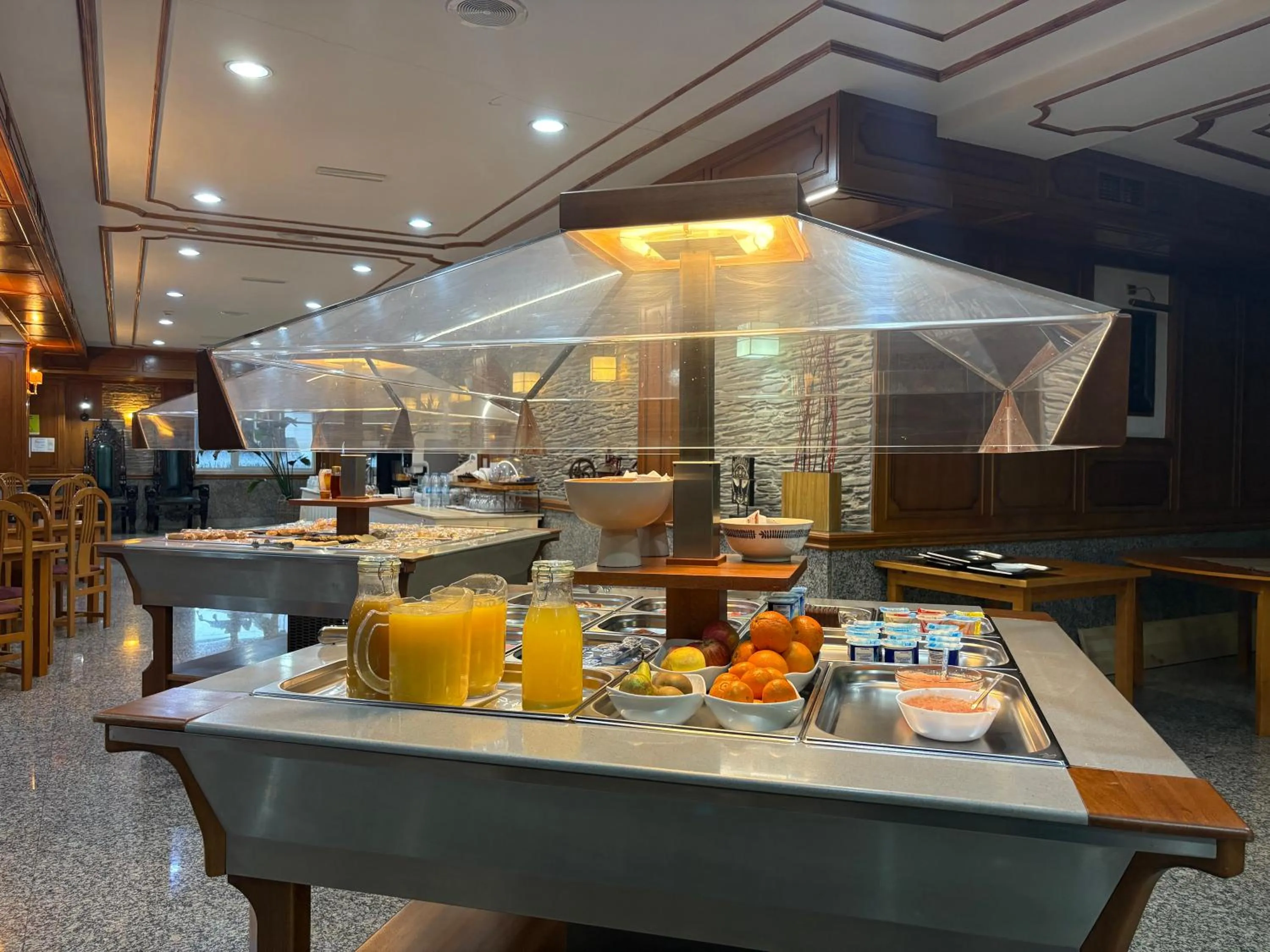 Breakfast in Hotel Los Olmos