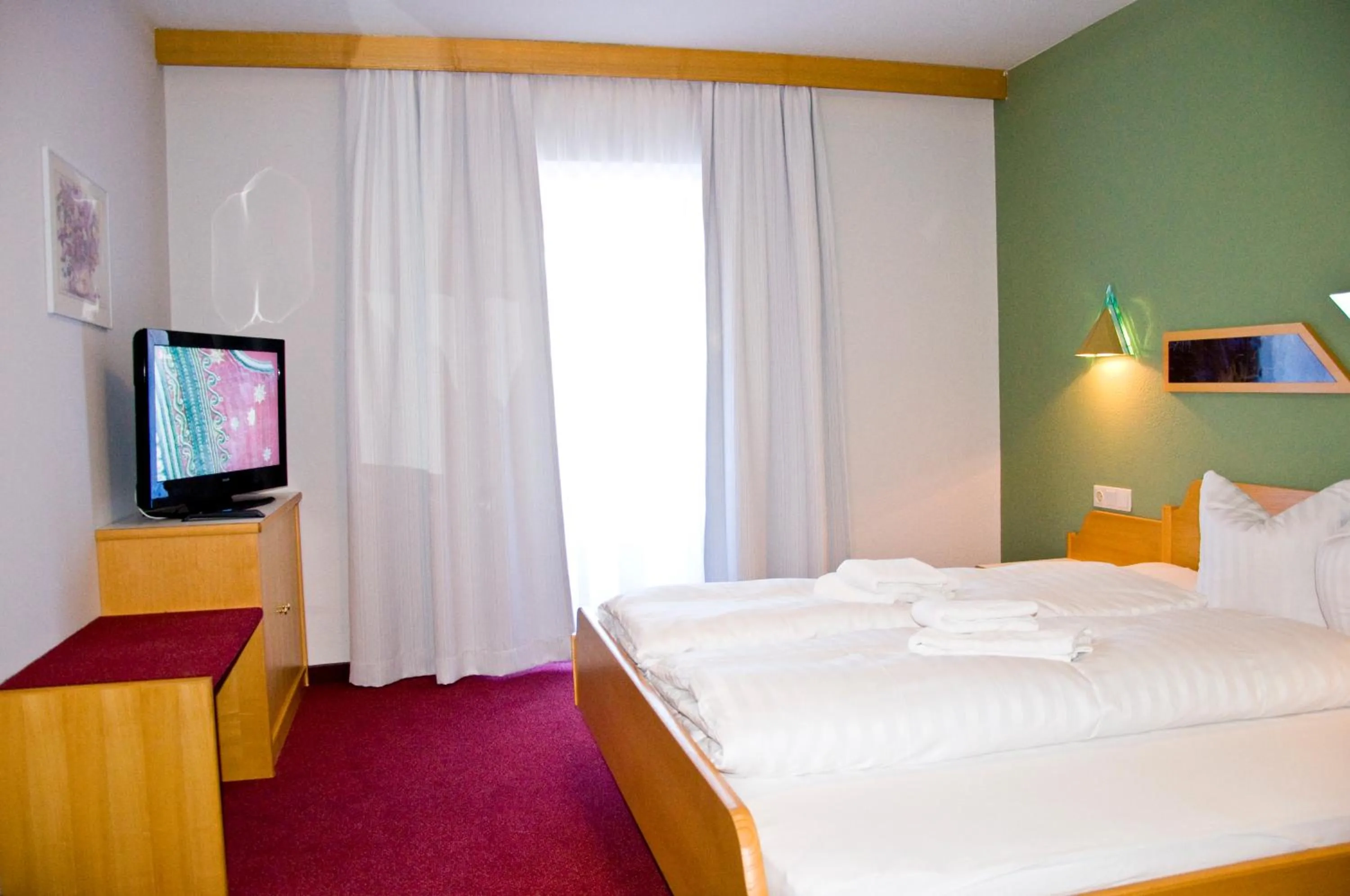 Bedroom, Bed in Hotel Alpenfriede