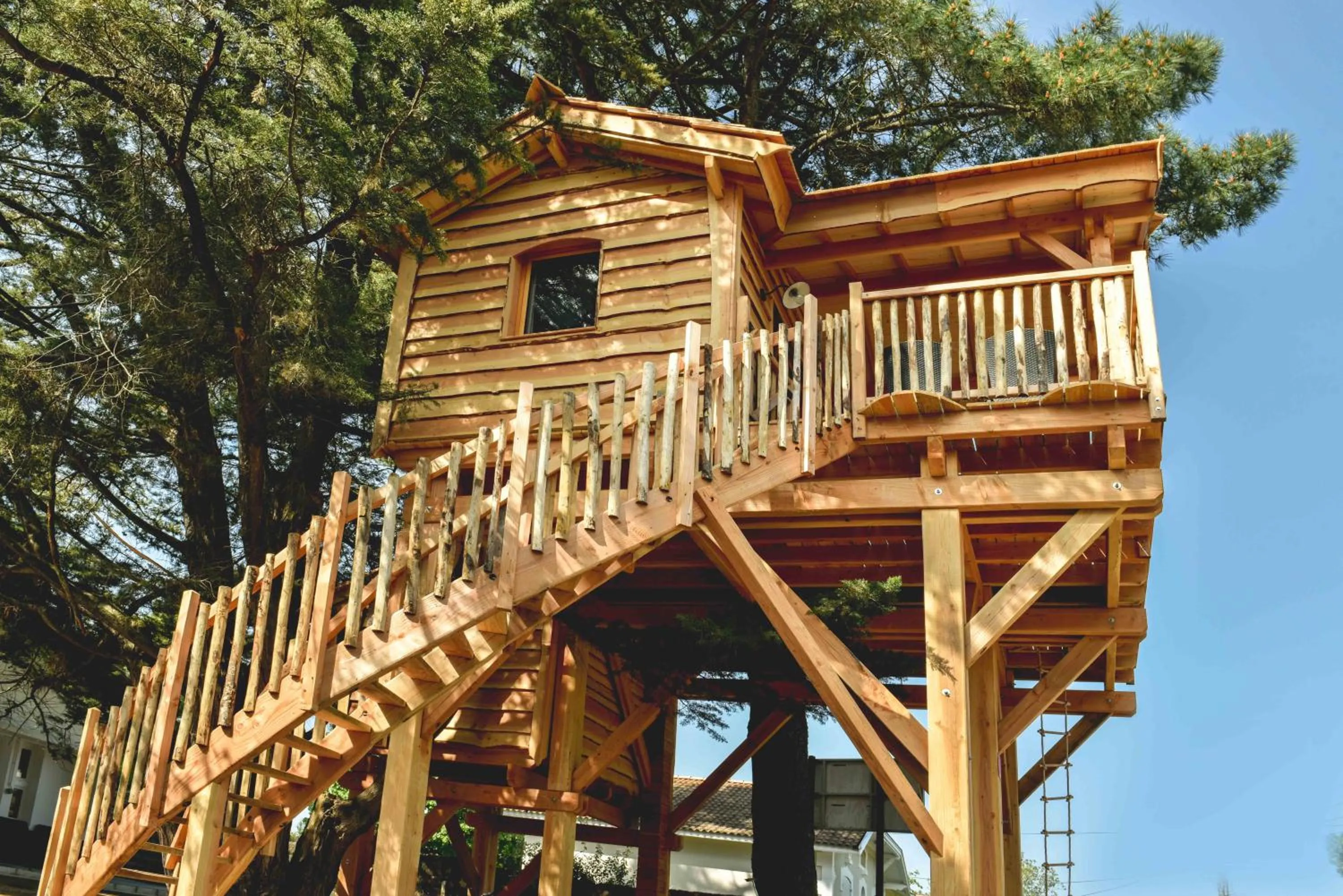 Day in Logis Hôtel Emeraude des Bois