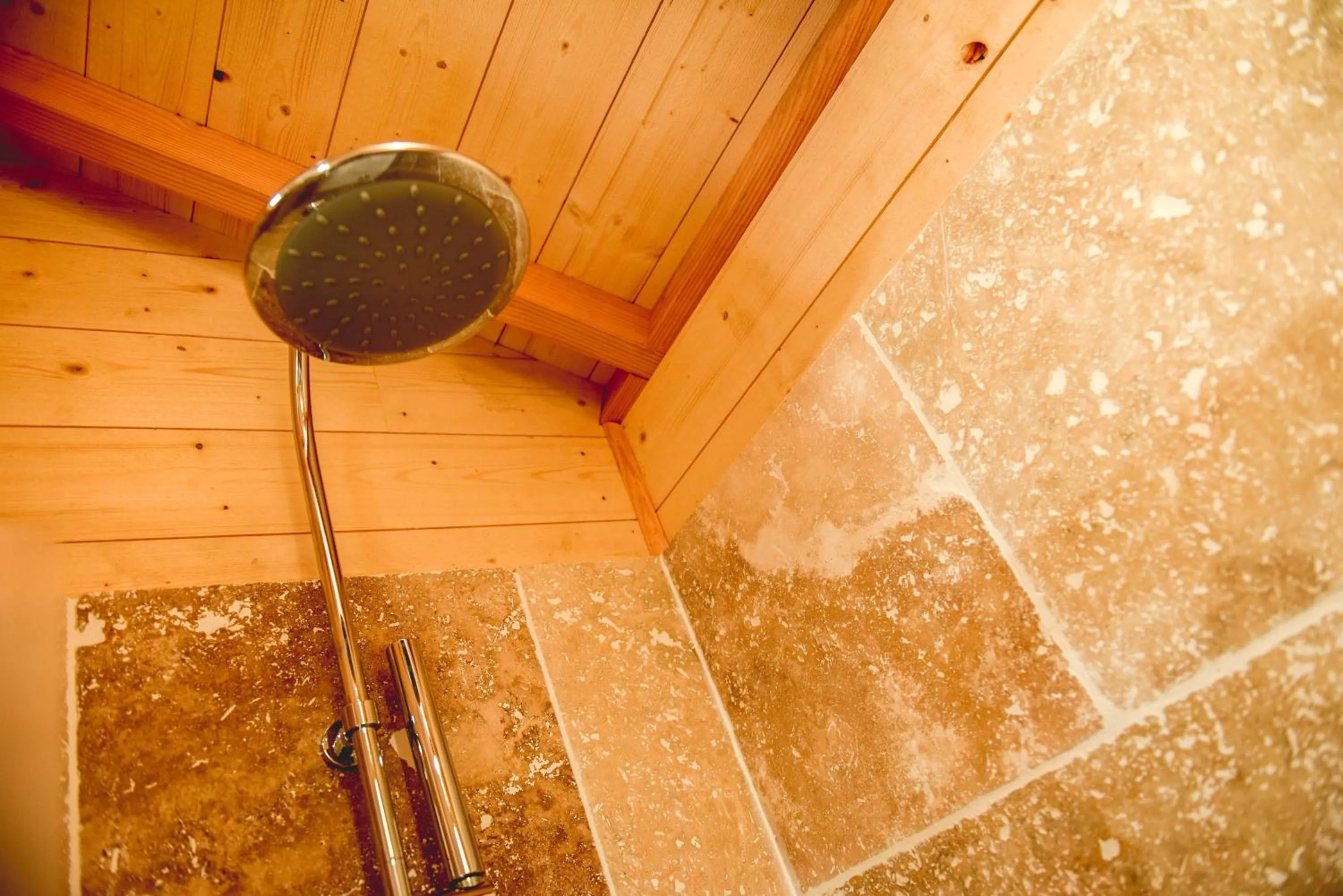 Bathroom in Logis Hôtel Emeraude des Bois