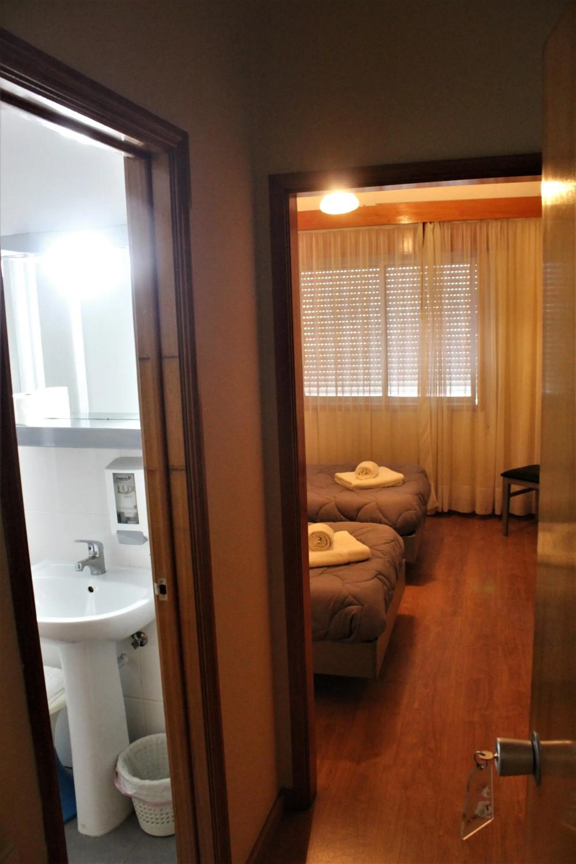 Bed in Hotel Jorge V