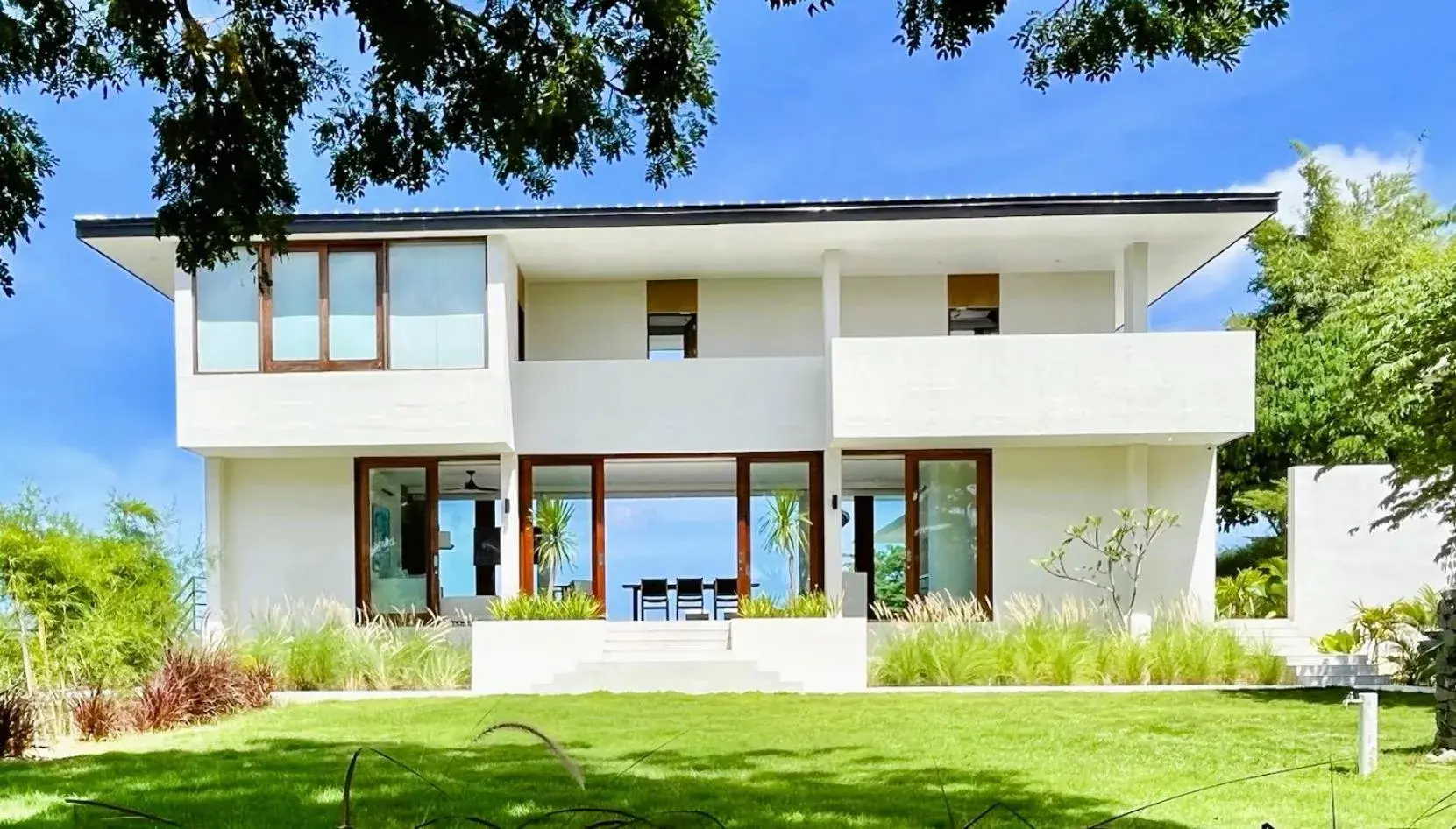 Family 4-Bedroom Villa with Bunk Beds & Ocean View in Selong Selo Resort and Villas Family 4-Bedroom Villa with Bunk Beds & Ocean View in Selong Selo Resort and Villas