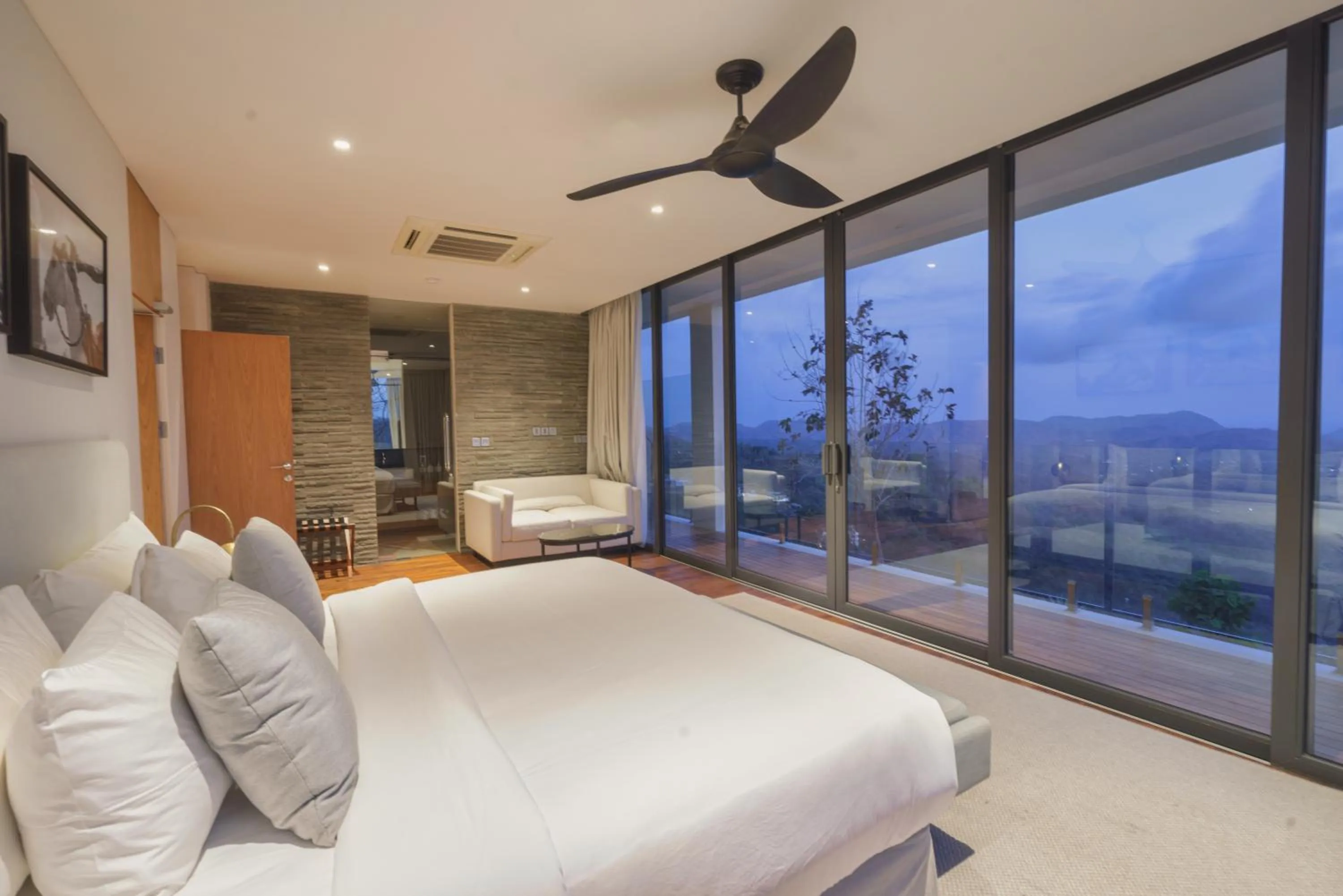 Bedroom, Bed in Selong Selo Resort and Villas