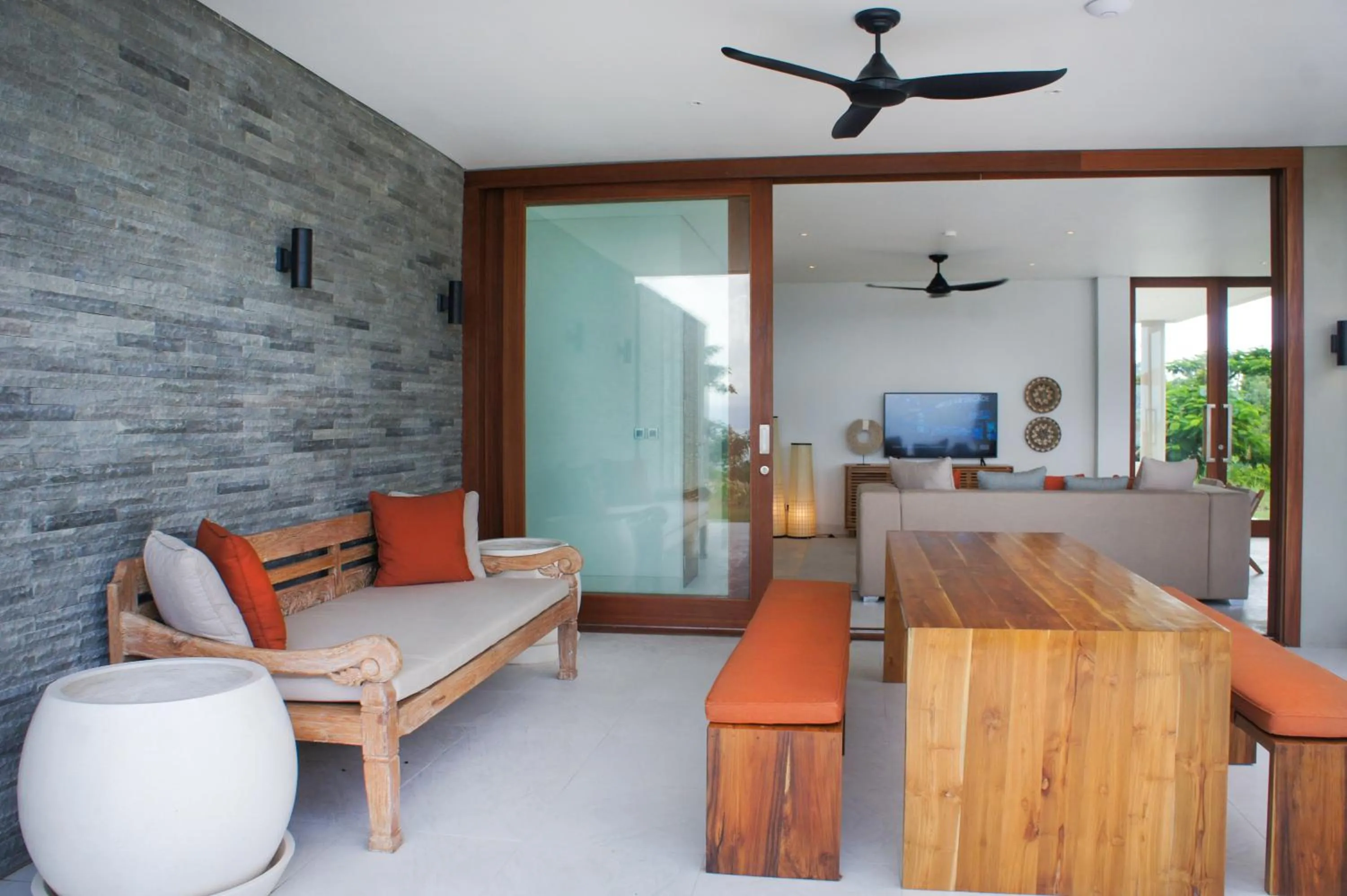 Living room in Selong Selo Resort and Villas