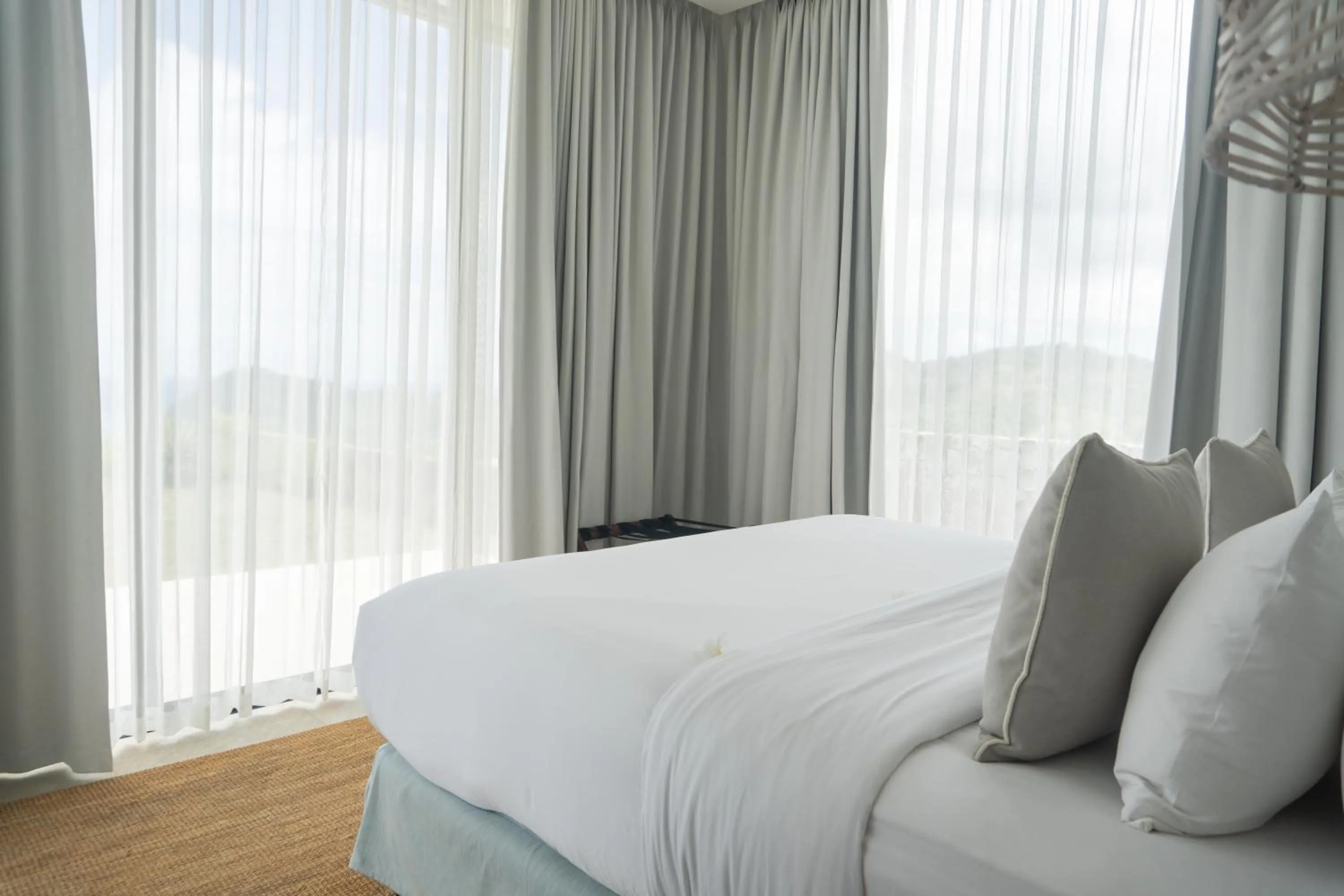 Bed in Selong Selo Resort and Villas