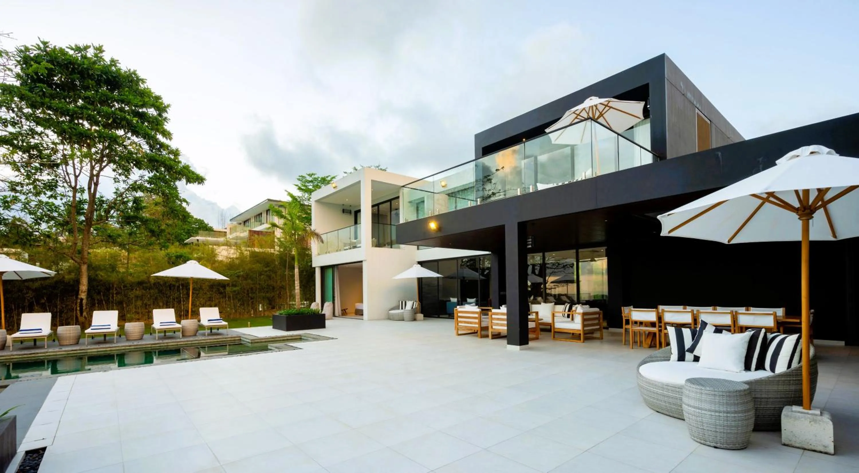 Balcony/Terrace in Selong Selo Resort and Villas