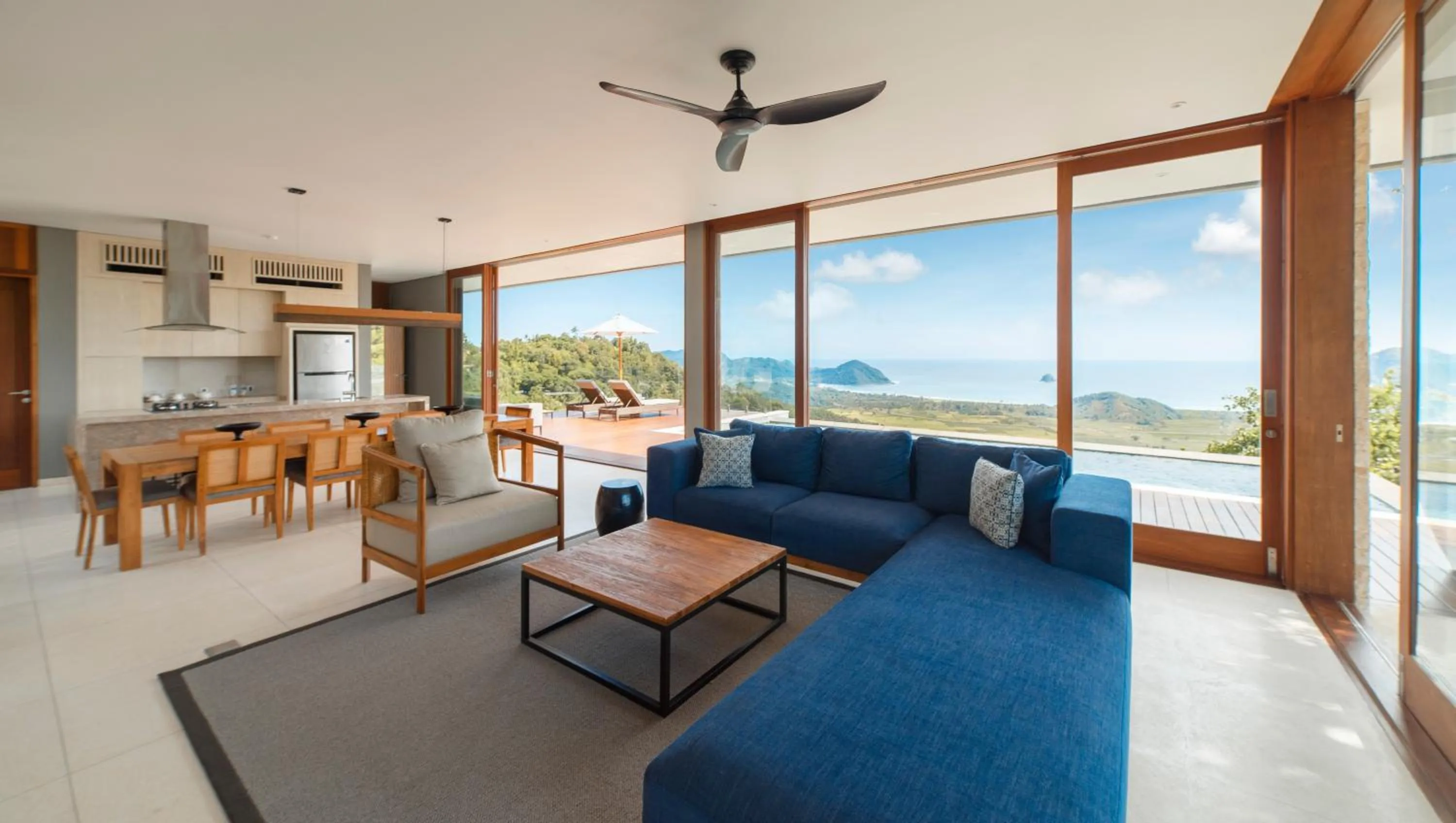 Kitchen or kitchenette in Selong Selo Resort and Villas