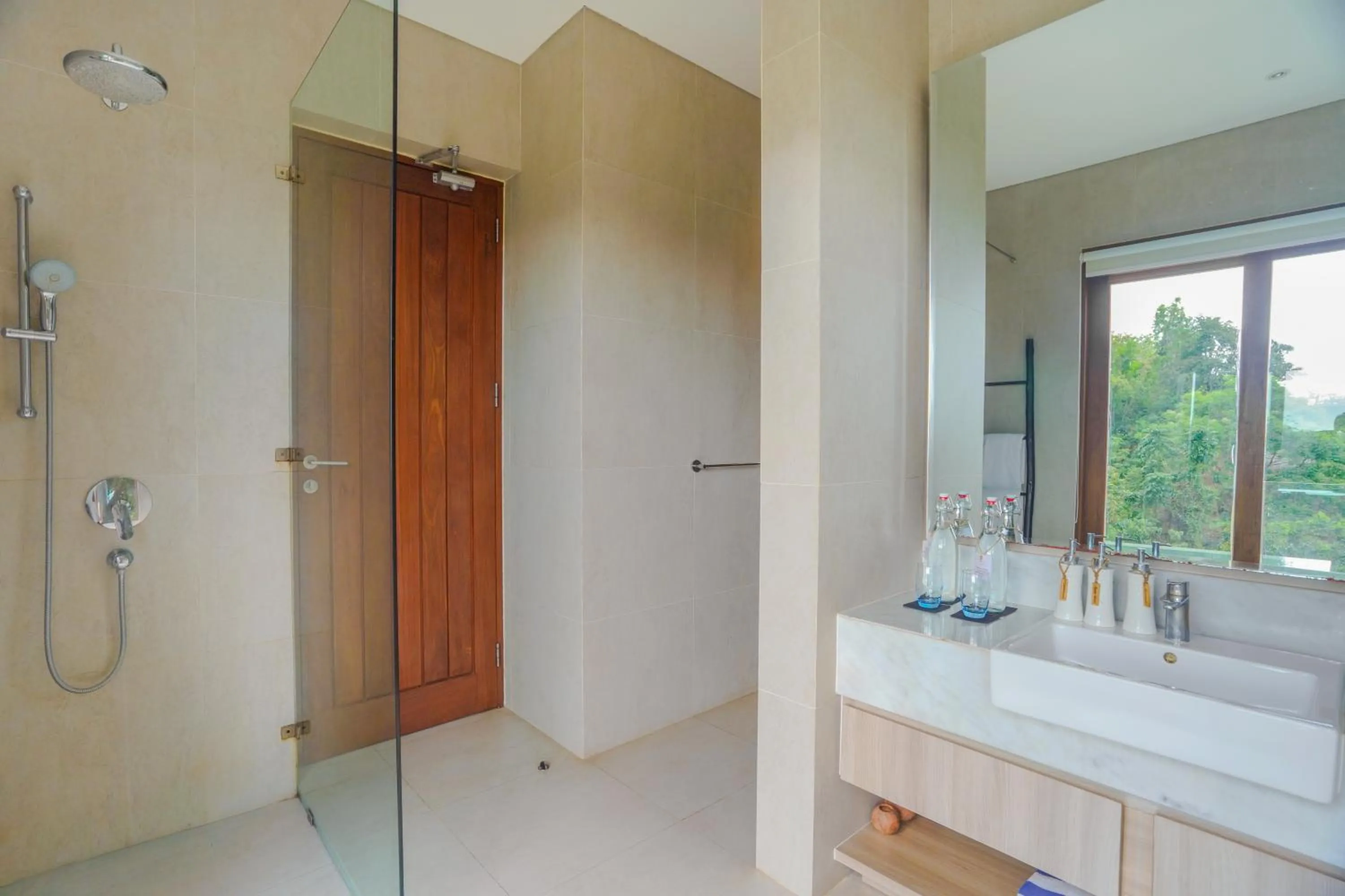 Bathroom in Selong Selo Resort and Villas